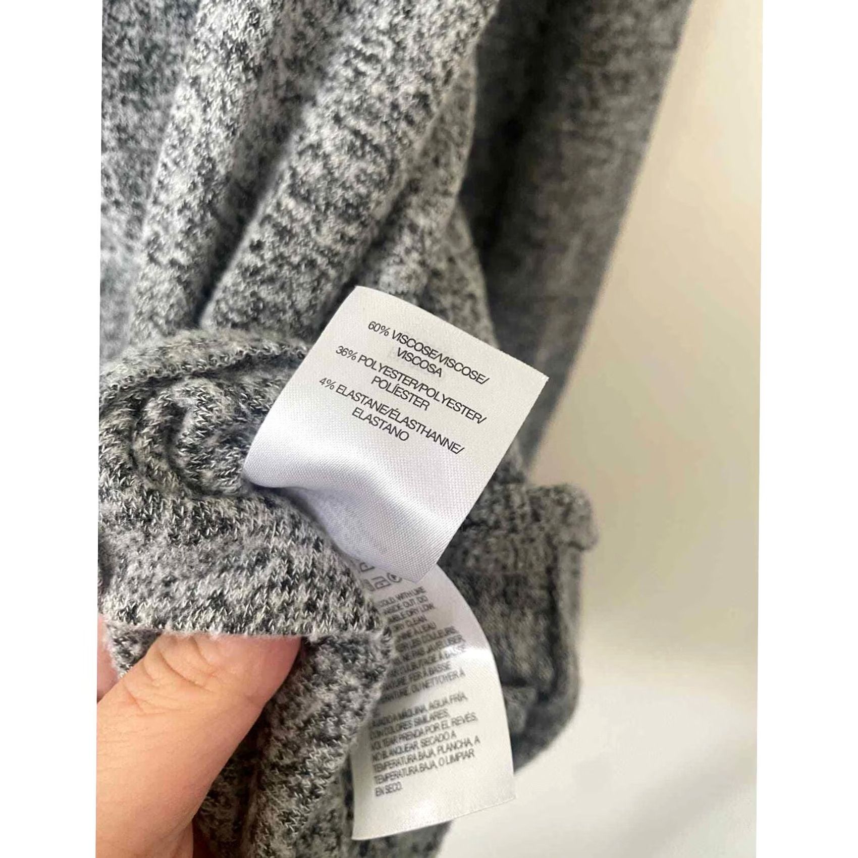 Lucky Brand Lucky Brand Sweater Shirt Women Medium Gray Light Weight Crewneck Side Slit Pullover Size M / US 6-8 / IT 42-44 - 4 Thumbnail