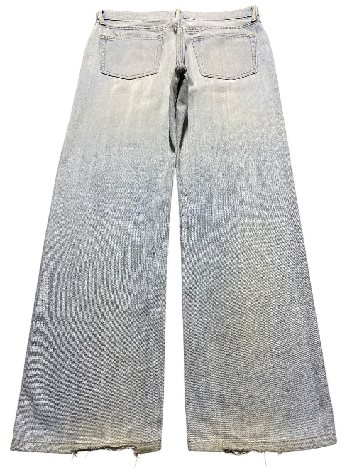 Japanese Brand Vintage Japanese Brand Uniqlo Light Wash Distressed Jeans Size US 34 / EU 50 - 2 Thumbnail