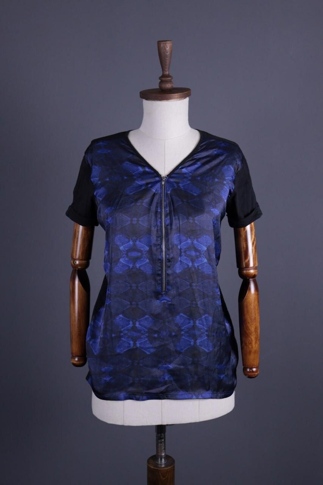 The Kooples The Kooples Abstract 1/4 Zip Short Sleeve Top T-Shirt Size S Size S / US 4 / IT 40 - 1 Thumbnail