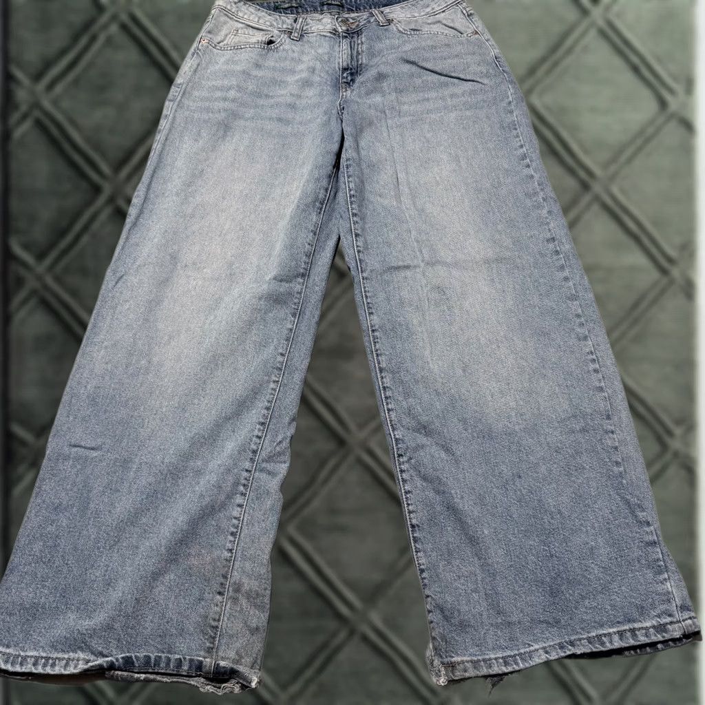 Vintage Wild Fable Jeans Women's Blue Denim Pockets Baggy Wide Leg 10 Y2K 90s Vintage No womens Size 32" / US 10 / IT 46 - 1 Thumbnail