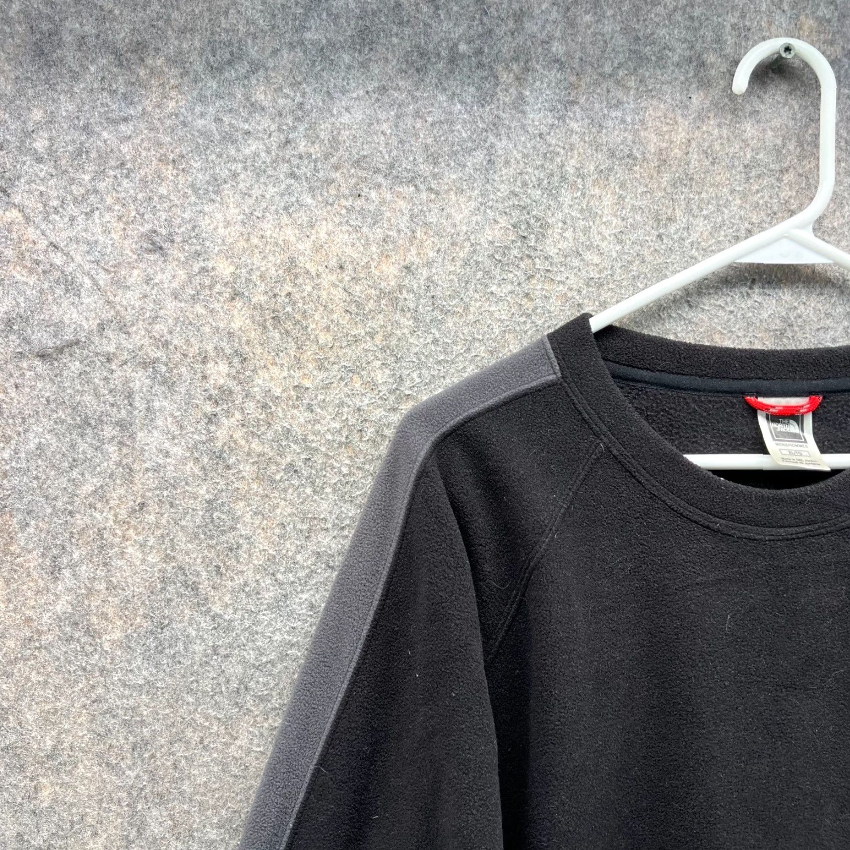 The North Face VINTAGE? No. The North Face Sweater Men XL Black Crewneck Polyester Fleece XL A5 Series Size US XL / EU 56 / 4 - 4 Thumbnail