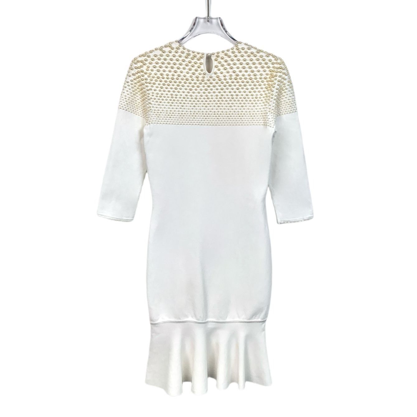 Alexander McQueen Alexander McQueen White Pearl-Embellished Knit Dress Size M / US 6-8 / IT 42-44 - 2 Thumbnail
