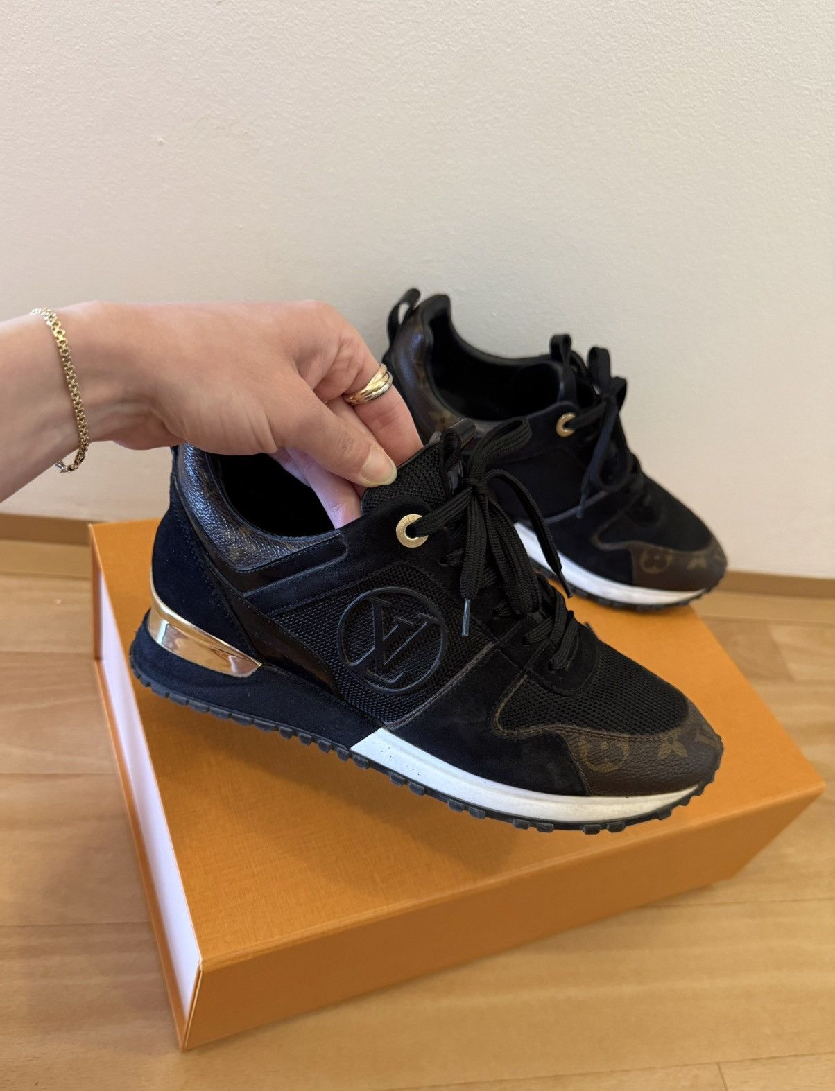 Louis Vuitton Louis Vuitton Runaway sneakers Size US 6 / IT 36 - 1 Thumbnail