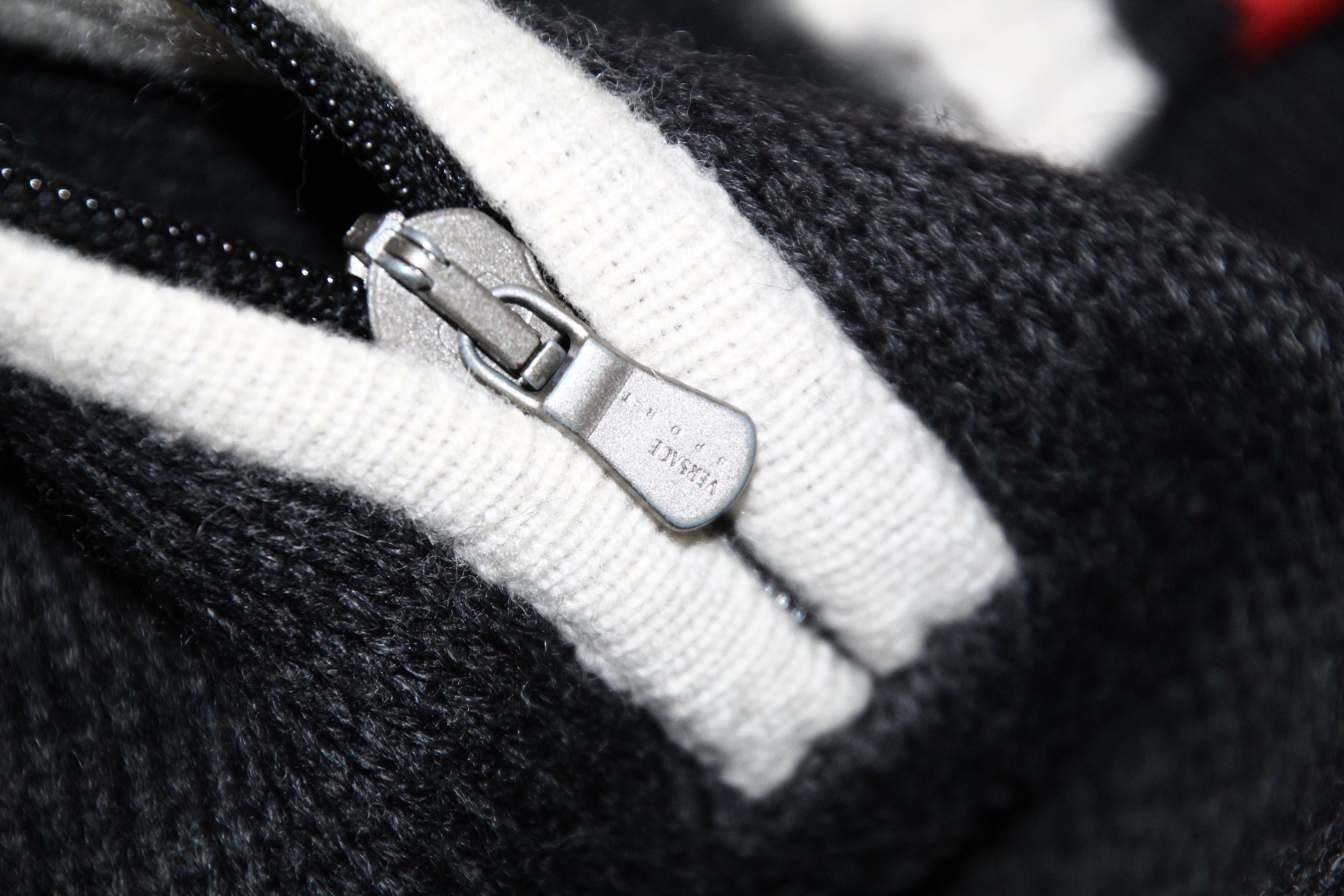 Versace RARE💥 Versace Sport ALIAS s.p.a. wool blend knit sweater Size US XL / EU 56 / 4 - 9 Thumbnail