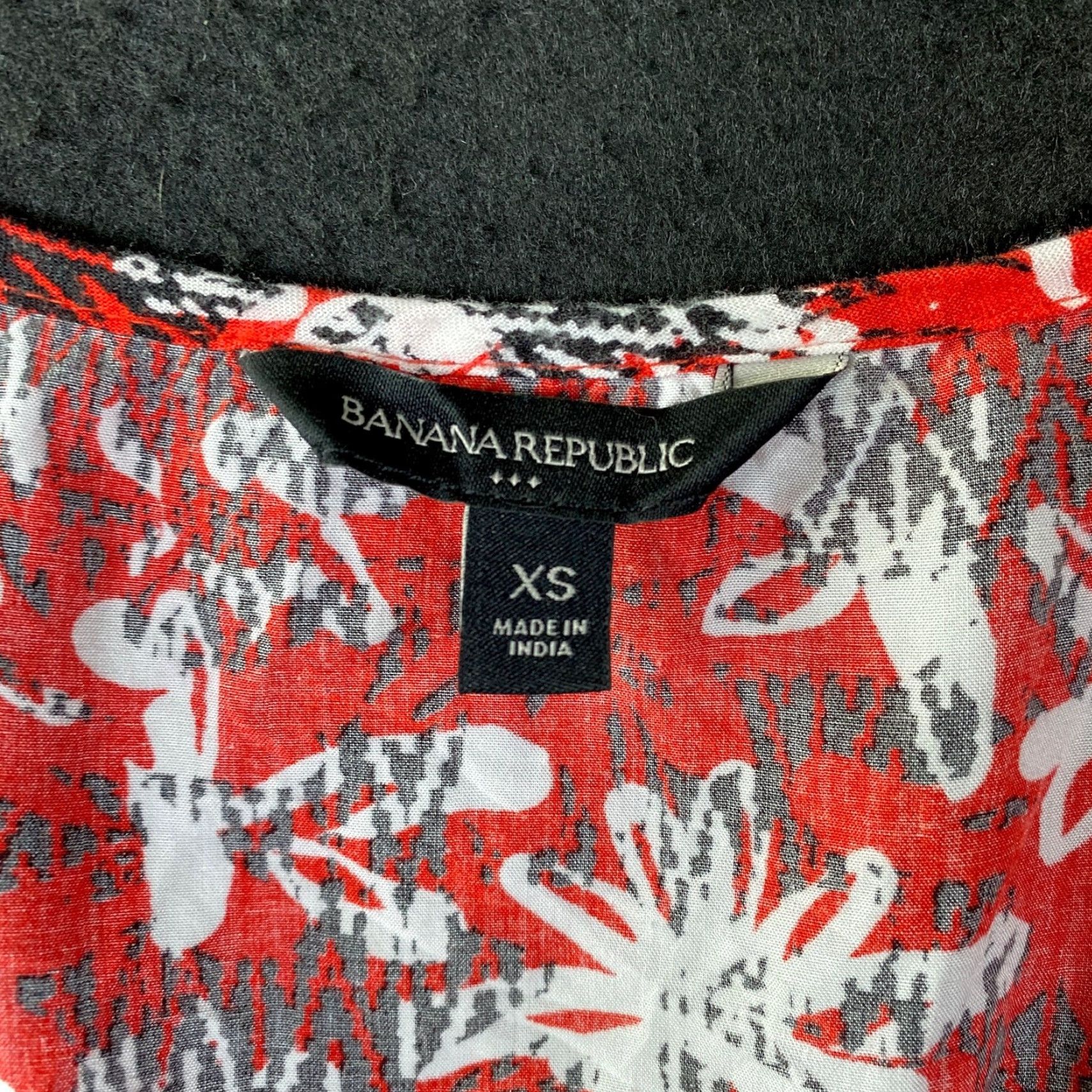 Banana Republic Banana Republic Romper Womens Red White Floral Beach Coastal Pockets XS M Sleeveless V-Neck One-Piece Size 32" / US 10 / IT 46 - 4 Thumbnail