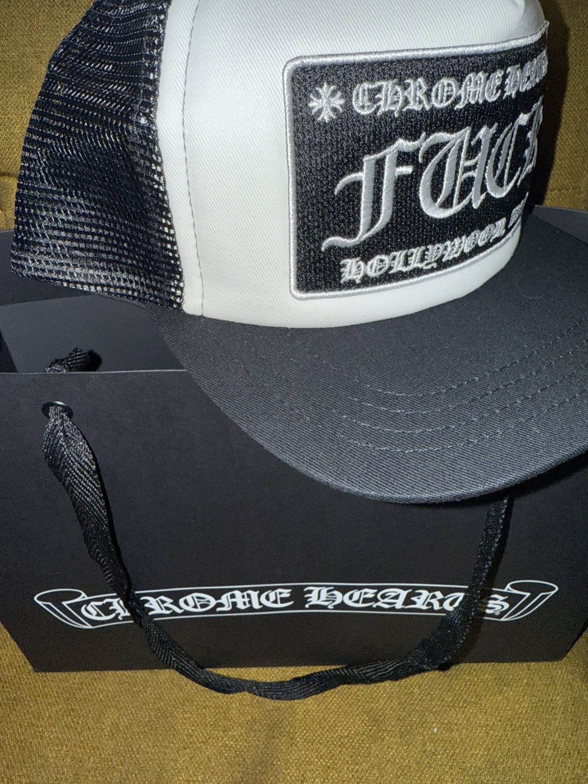 Chrome Hearts Chrome hearts exclusive “fuck Hollywood” trucker hat Size ONE SIZE - 10 Thumbnail