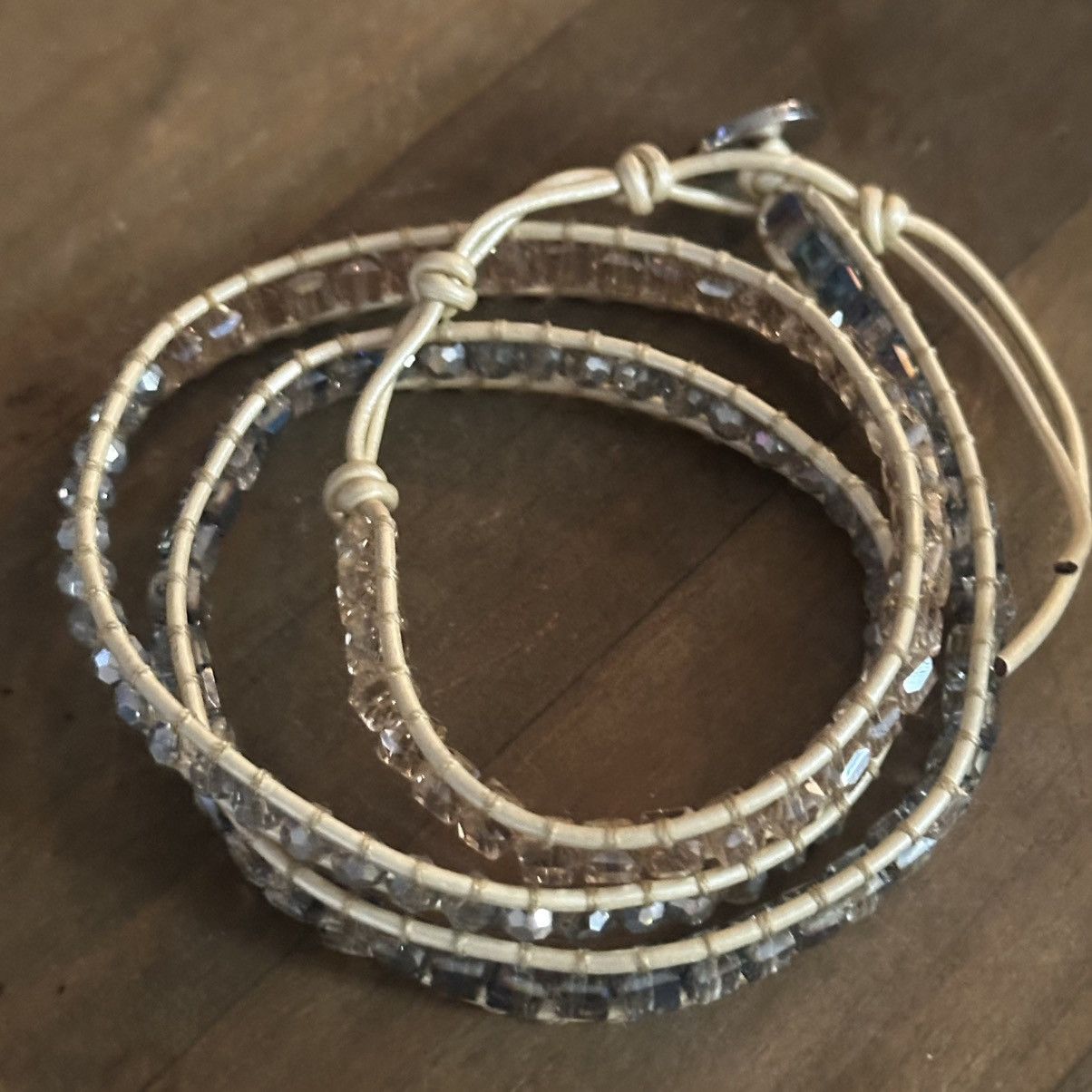 Other Victoria Emerson crystal leather wrap bracelet Size ONE SIZE - 4 Thumbnail