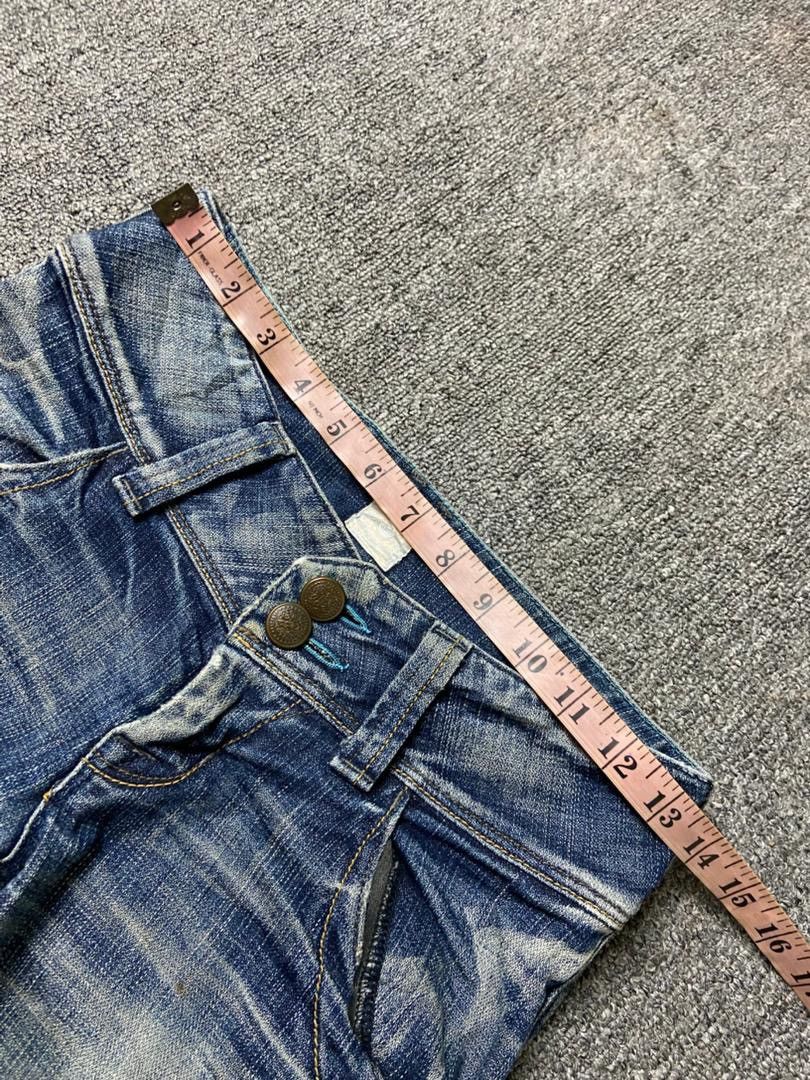 Japanese Brand Brappers Brand Low Rise Light Wash Flare Jeans (184) Size 27" / US 4 / IT 40 - 11 Thumbnail