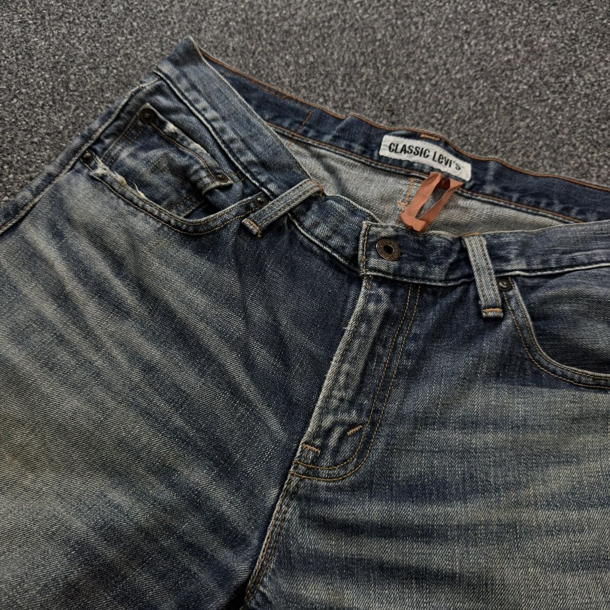 Levi's Vintage Clothing 🔥 Archives Bootcut Levis 507 Faded Aging Denim W33 Size US 33 - 12 Thumbnail