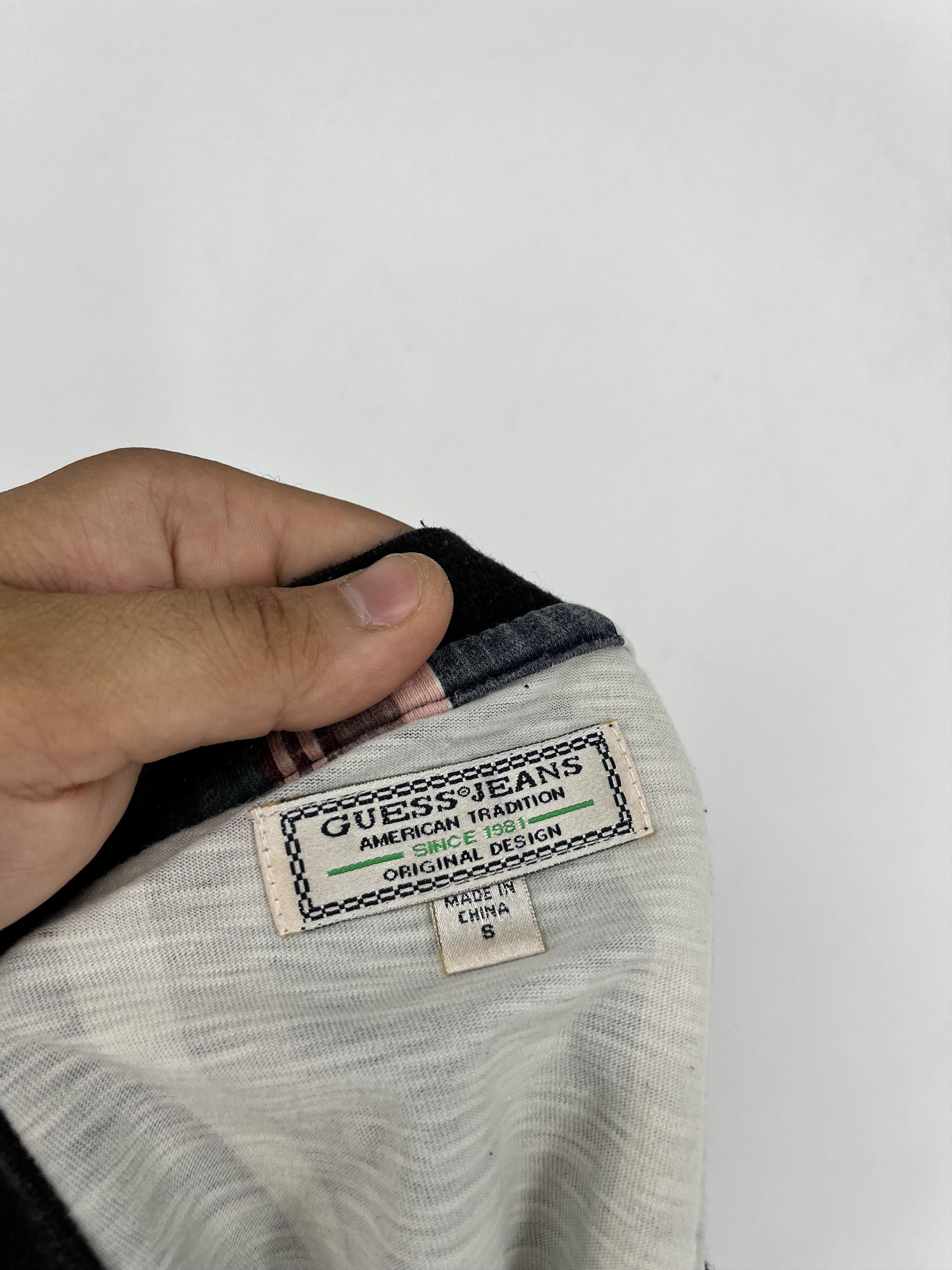 Guess × Vintage Vintage OG Guess Jeans USA Stripes Style Logo Shirt Size US S / EU 44-46 / 1 - 13 Thumbnail