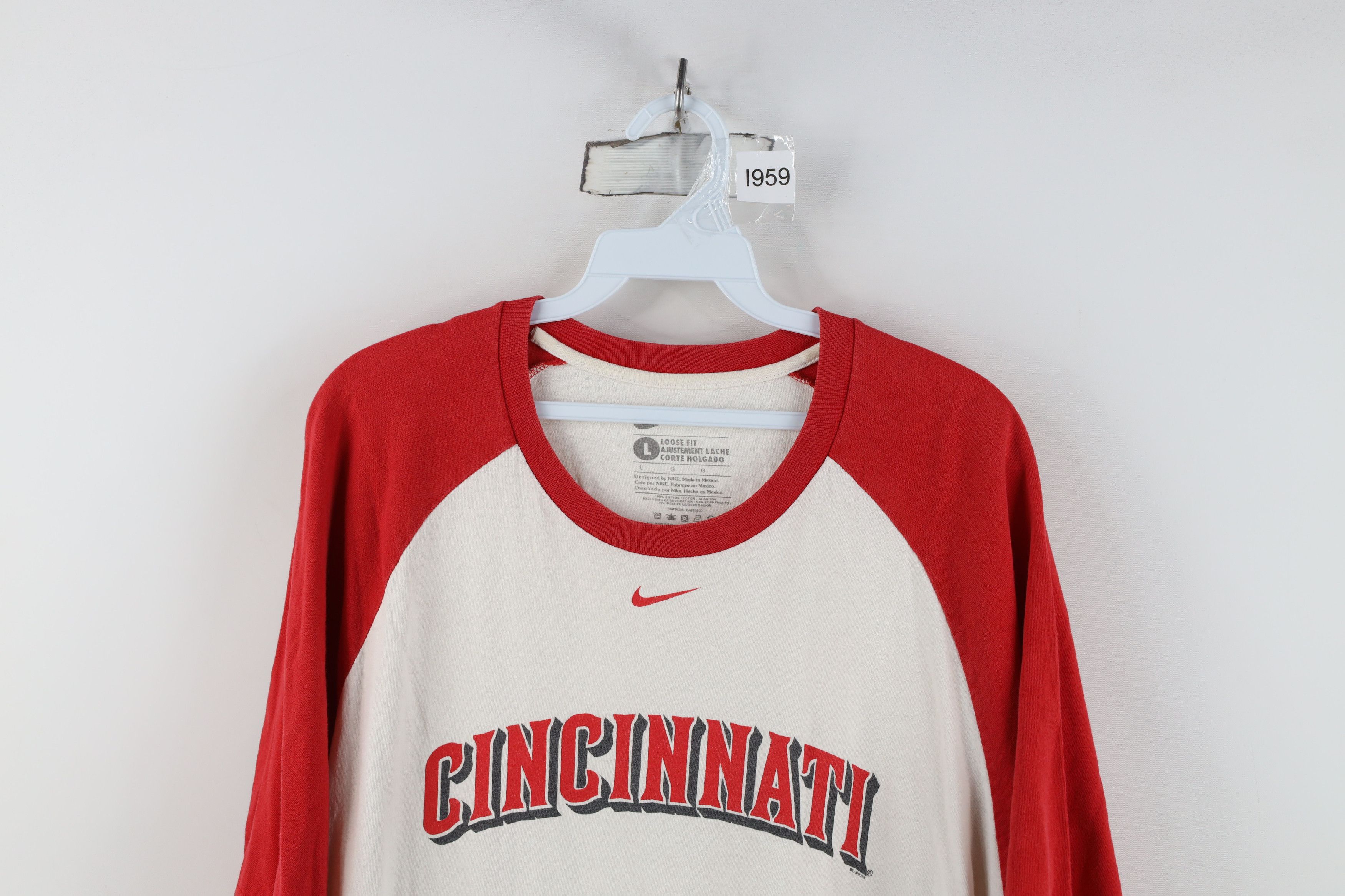 Nike Vintage Nike Swoosh Cincinnati Reds Baseball Raglan T-Shirt Size US L / EU 52-54 / 3 - 2 Thumbnail