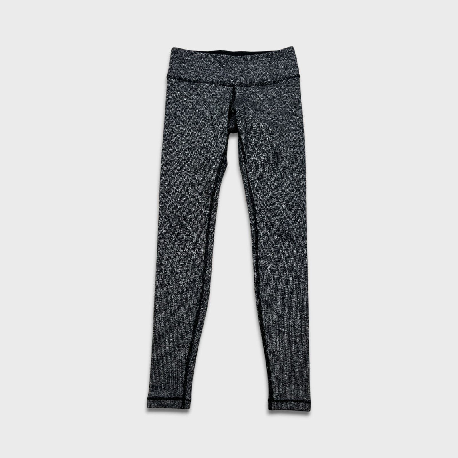 Lululemon Lululemon Wunder Under Tight *28" Yoga Leggings Pilates Pant Size 27" / US 4 / IT 40 - 1 Thumbnail