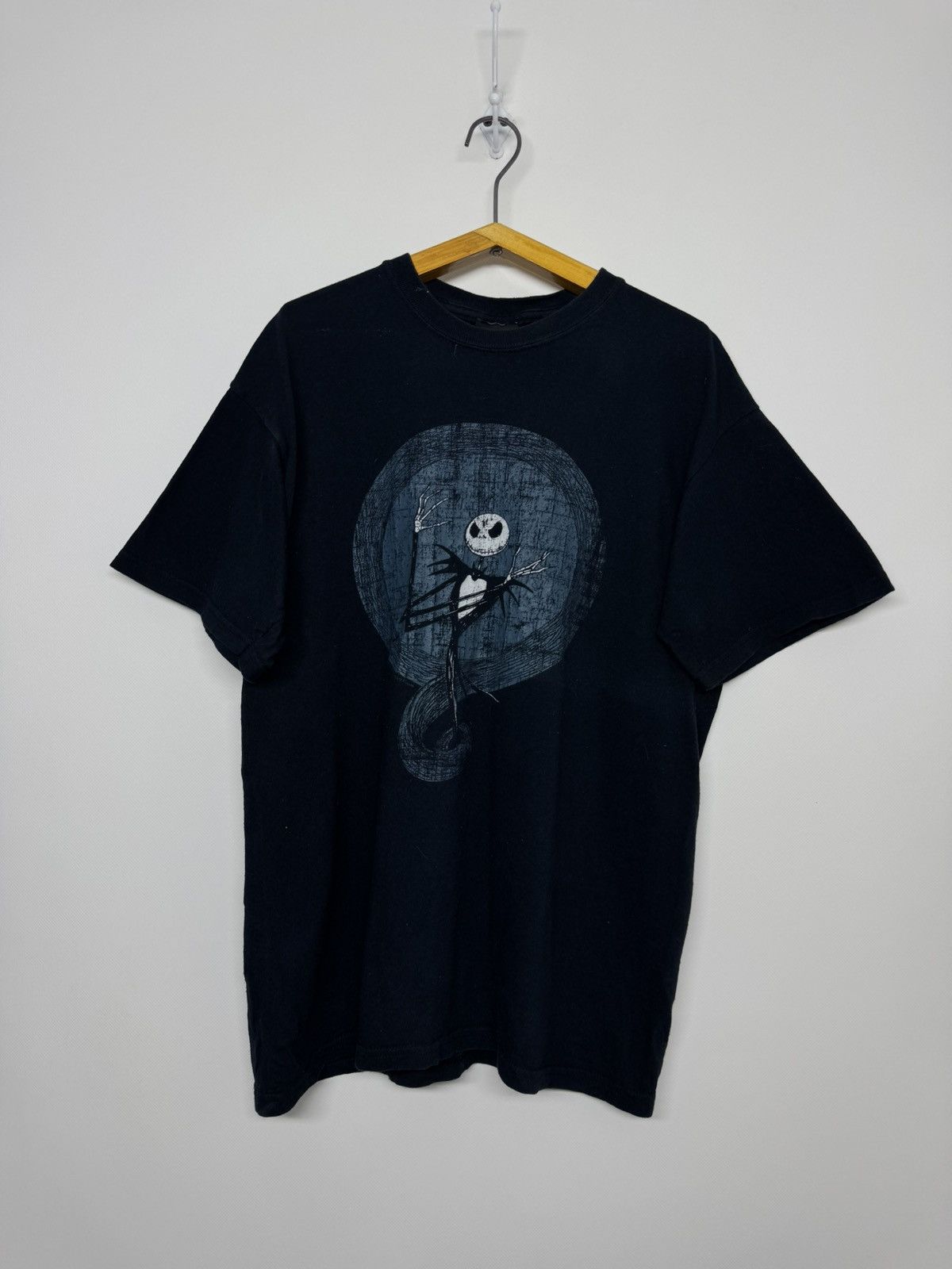 Gildan Vintage Disney Resort Tim Burtons THE NIGHTMARE Size US M / EU 48-50 / 2 - 3 Thumbnail