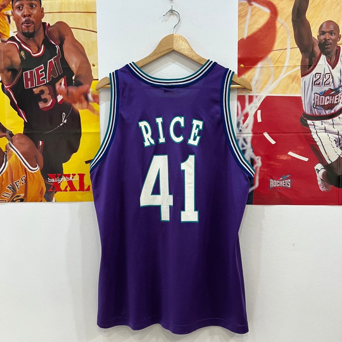 Champion × NBA × Vintage Vintage Charlotte Hornets 95-96 Alternate Champion Jersey Size US L / EU 52-54 / 3 - 2 Thumbnail