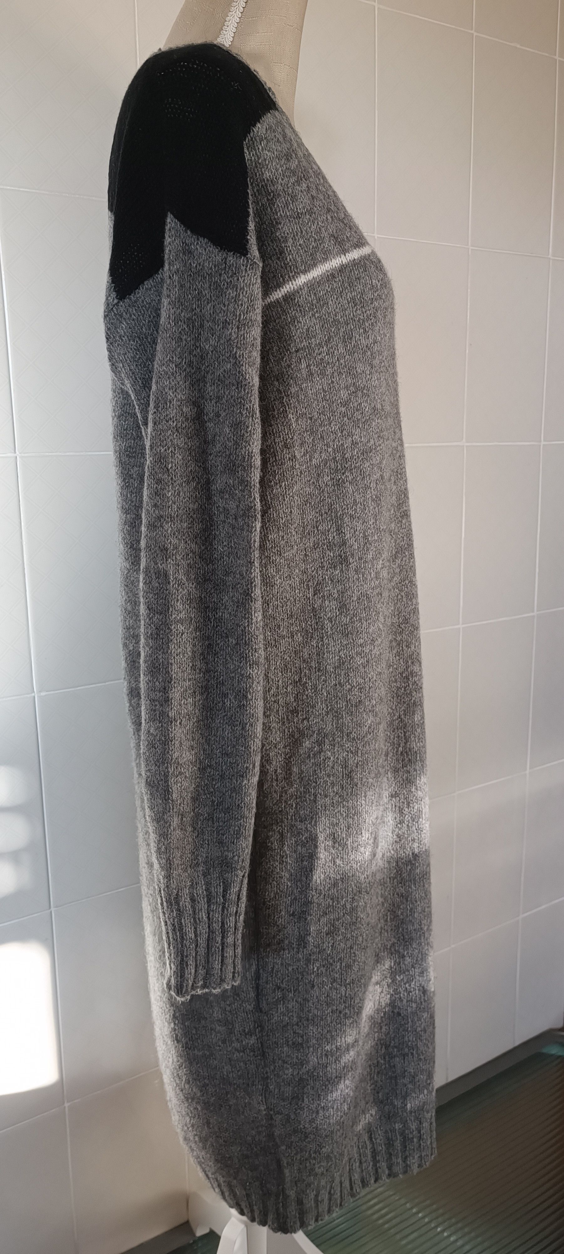 Prada Gray wool maxi dress - V-neckline Size L / US 10 / IT 46 - 7 Thumbnail
