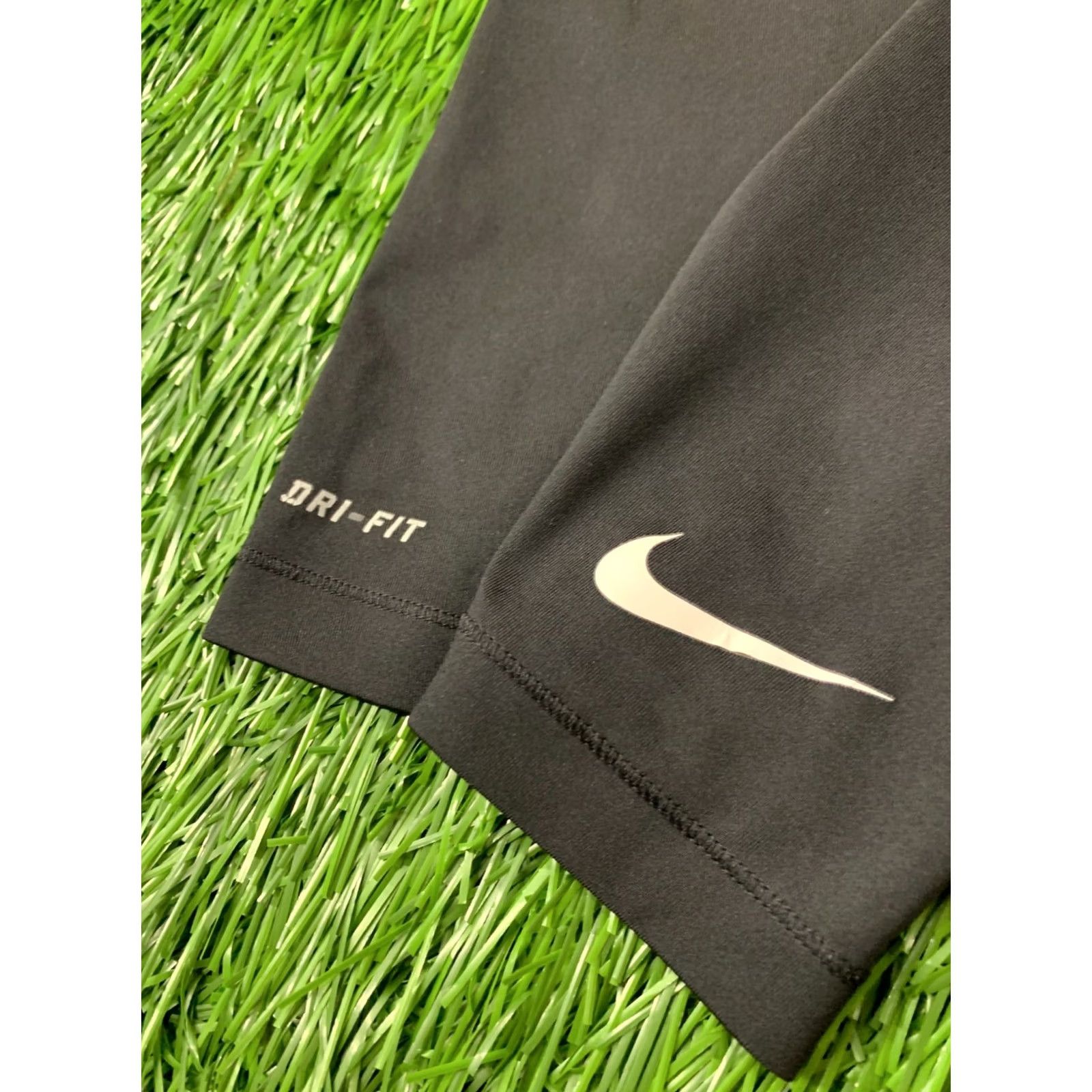Nike Nike Dri-Fit Original 2016 Run Running Women Vest Sleeveless Shirt Jersey Size L - Black, 92% Polyester, 8% Elastane, Nike Shirt Size L / US 10 / IT 46 - 4 Thumbnail