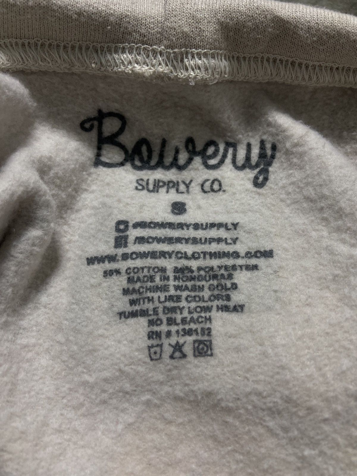 Bowery Bowery Skull + Flowers Hoodie Size US M / EU 48-50 / 2 - 11 Thumbnail