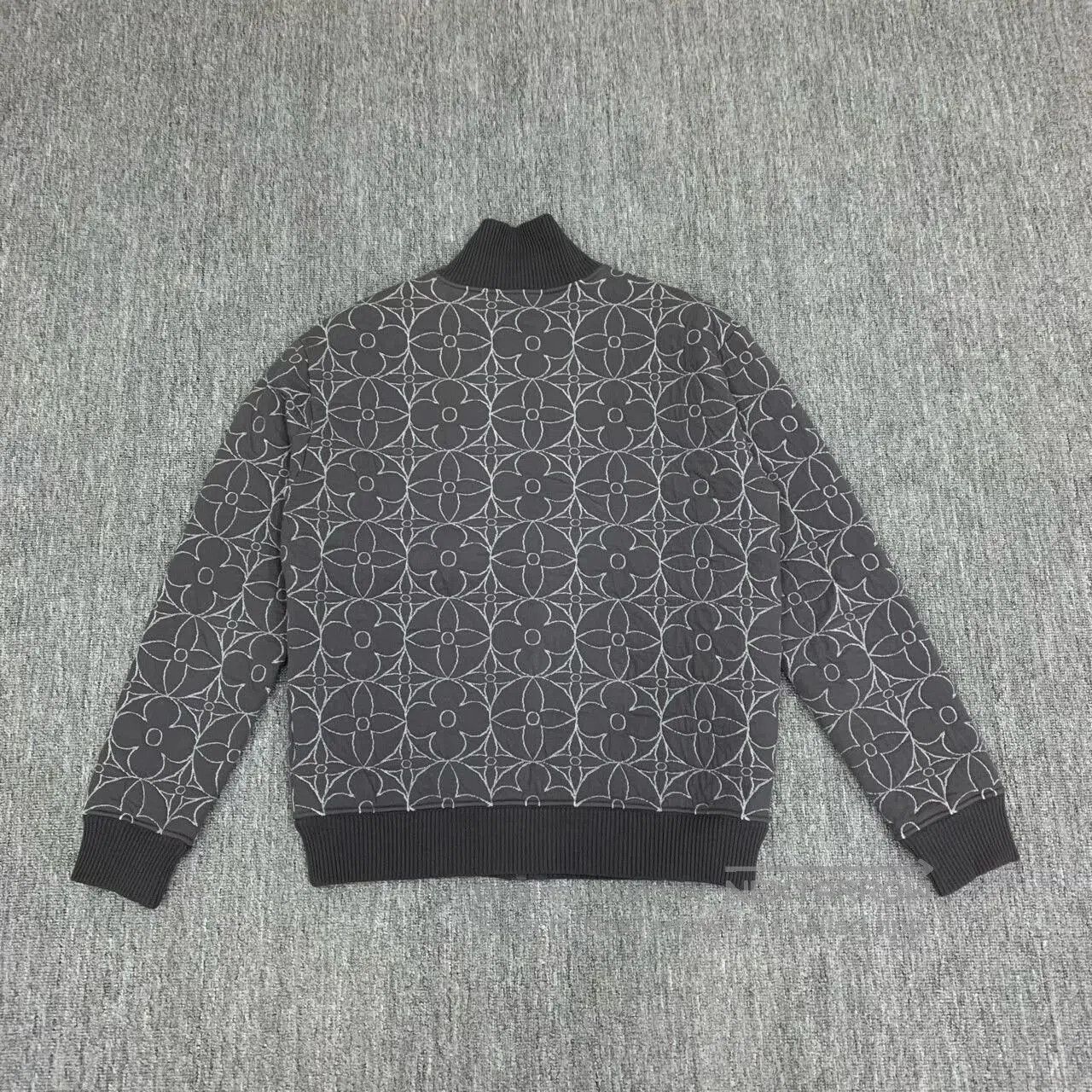 Louis Vuitton Louis Vuitton Black Monogram Padded Jacket. Size US M / EU 48-50 / 2 - 2 Thumbnail