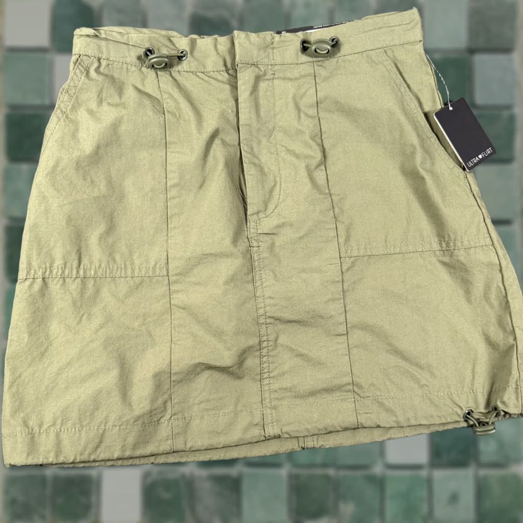 Vintage Ultra Flirt Mini Skirt Womens XS Green Front Zipper Utility Casual Size 26" / US 2 / IT 38 - 1 Thumbnail