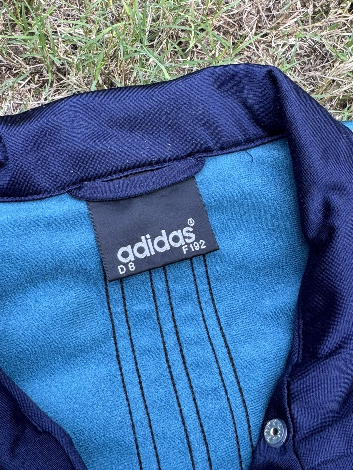 Adidas Adidas Originals vintage 90s blue and white track jacket Size US L / EU 52-54 / 3 - 6 Thumbnail