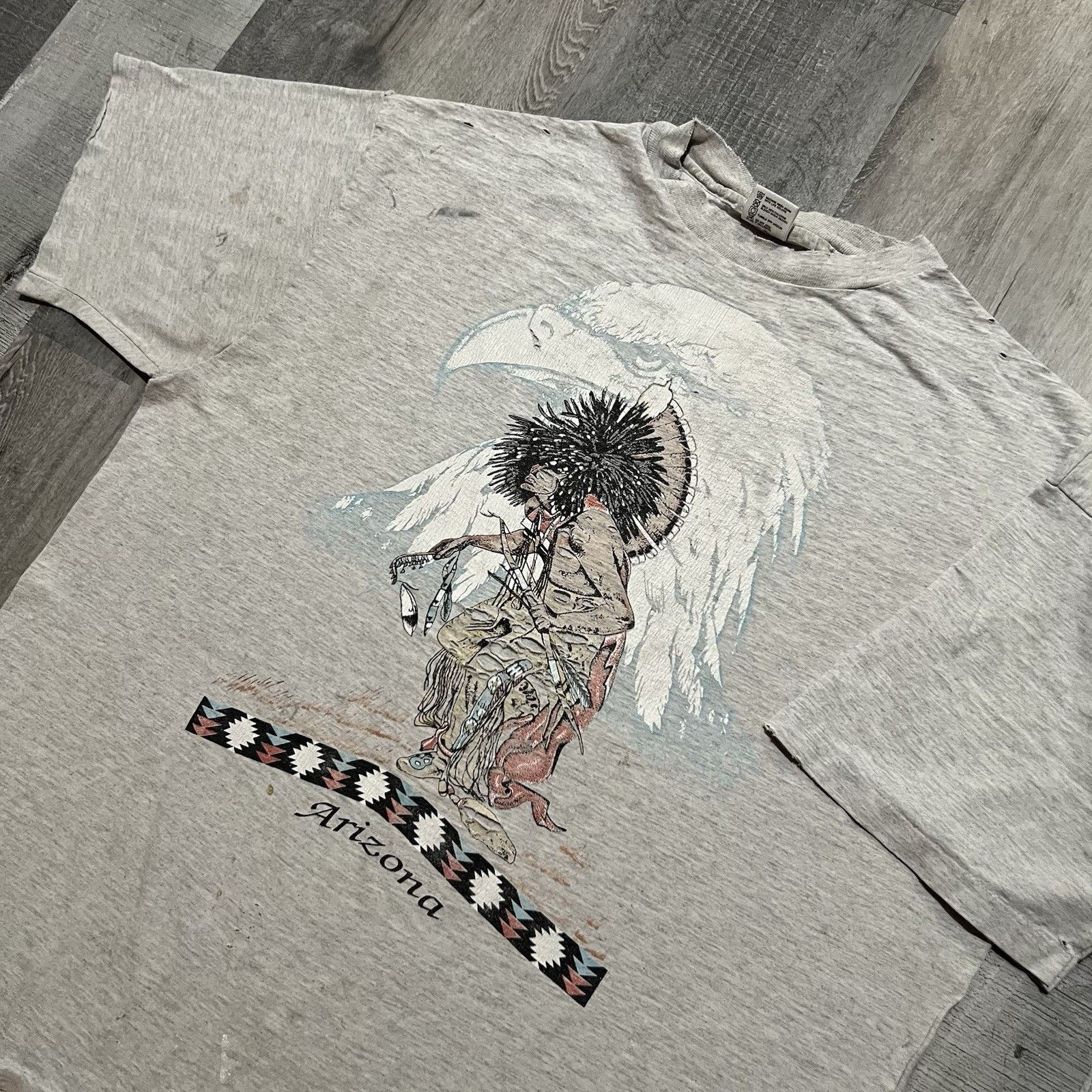 Anvil VTG Arizona Native American Tee Paper Thin Distressed Tee 2X Size US XXL / EU 58 / 5 - 5 Thumbnail