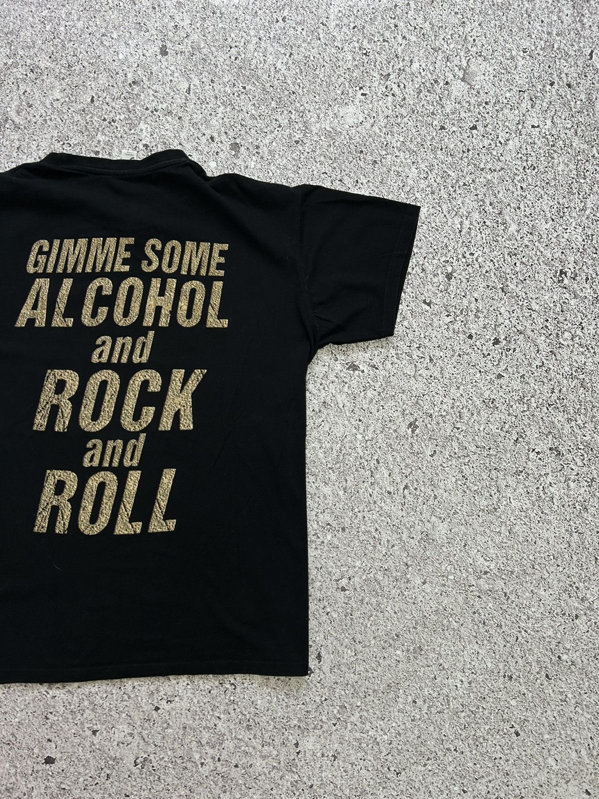 Band Tees Korpiklaani Gimme Some Alcohol And Rock And Roll Tee Size US XL / EU 56 / 4 - 8 Thumbnail