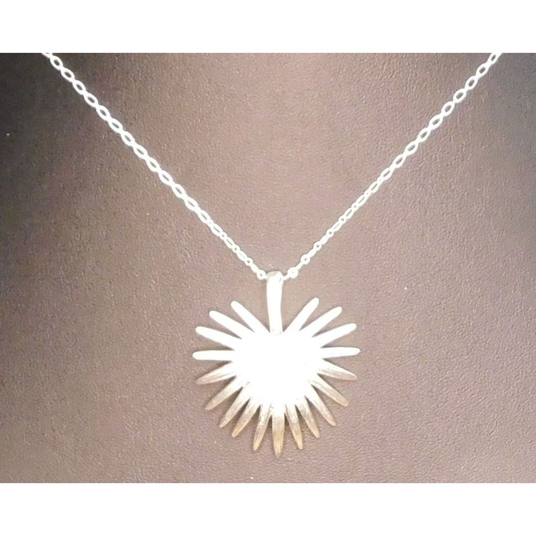 Other Whimsical Ice Princess Silver Tone Pendant Necklace With Blu Size ONE SIZE - 3 Thumbnail