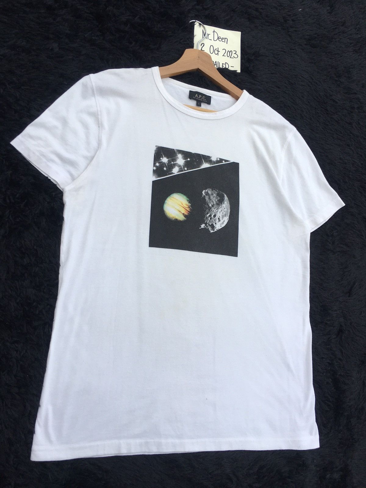 A.P.C. Rare Vintage A.P.C Planets Tshirt Size US L / EU 52-54 / 3 - 2 Thumbnail