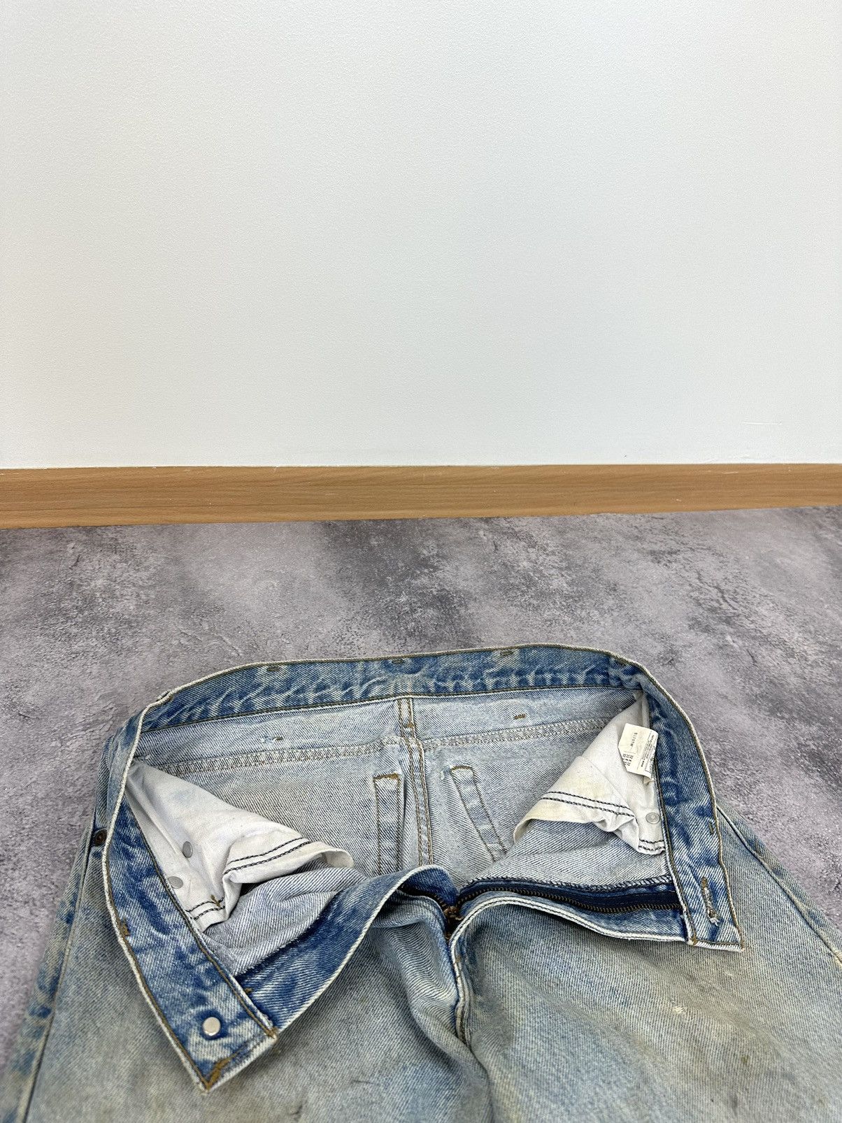 Carhartt Vintage 90s Carhartt Made In USA Light Blue Distressed Jeans Size US 32 / EU 48 - 15 Thumbnail