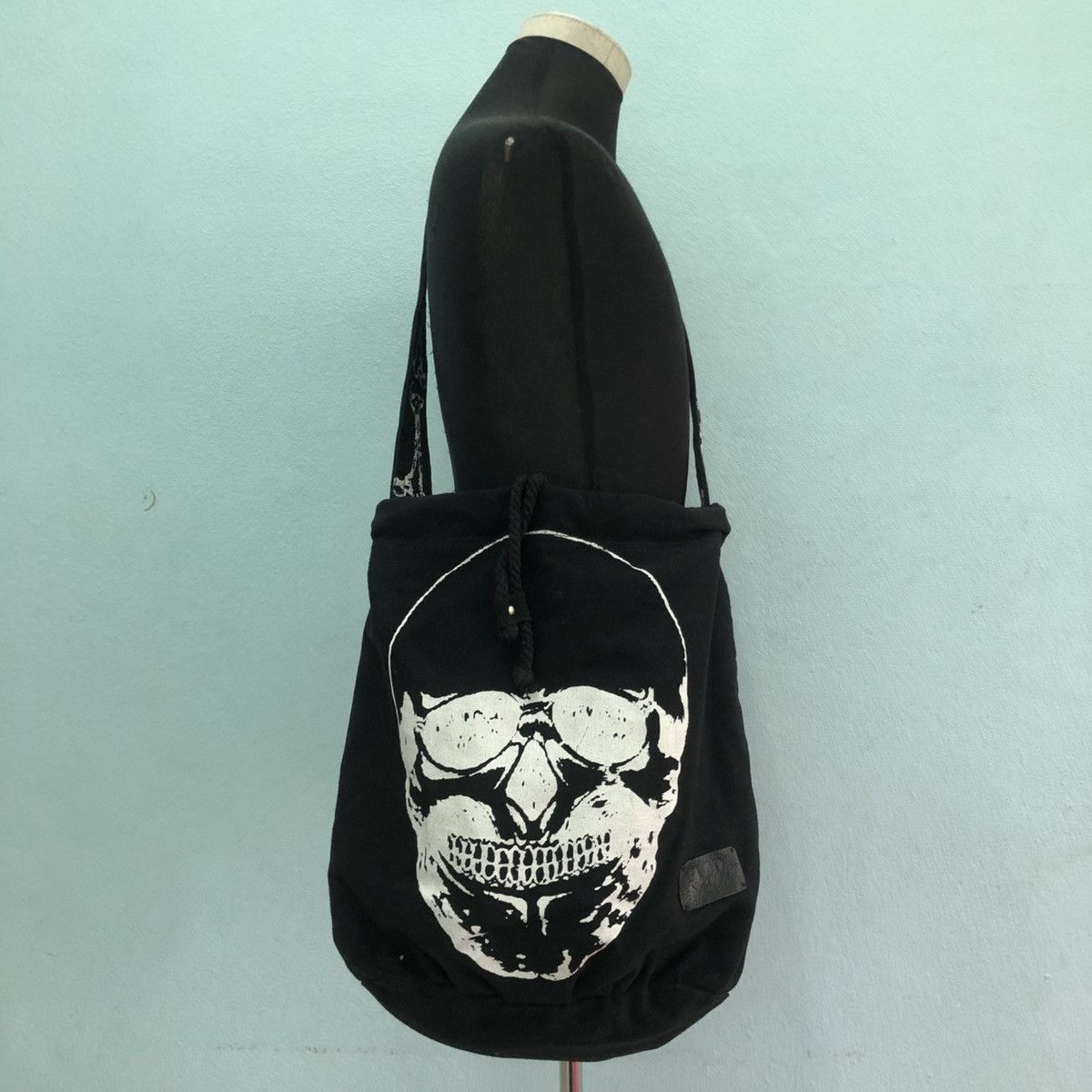 Japanese Brand GLAD NEWS SKULL PRINTED CROSSBODY CANVAS TOTE BAG Size ONE SIZE - 11 Thumbnail