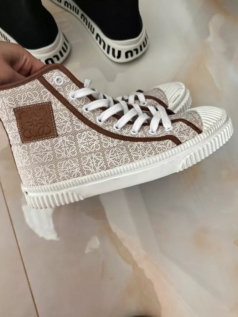 Loewe LOEWE Female high top canvas shoes Size US 7.5 / IT 37.5 - 6 Thumbnail