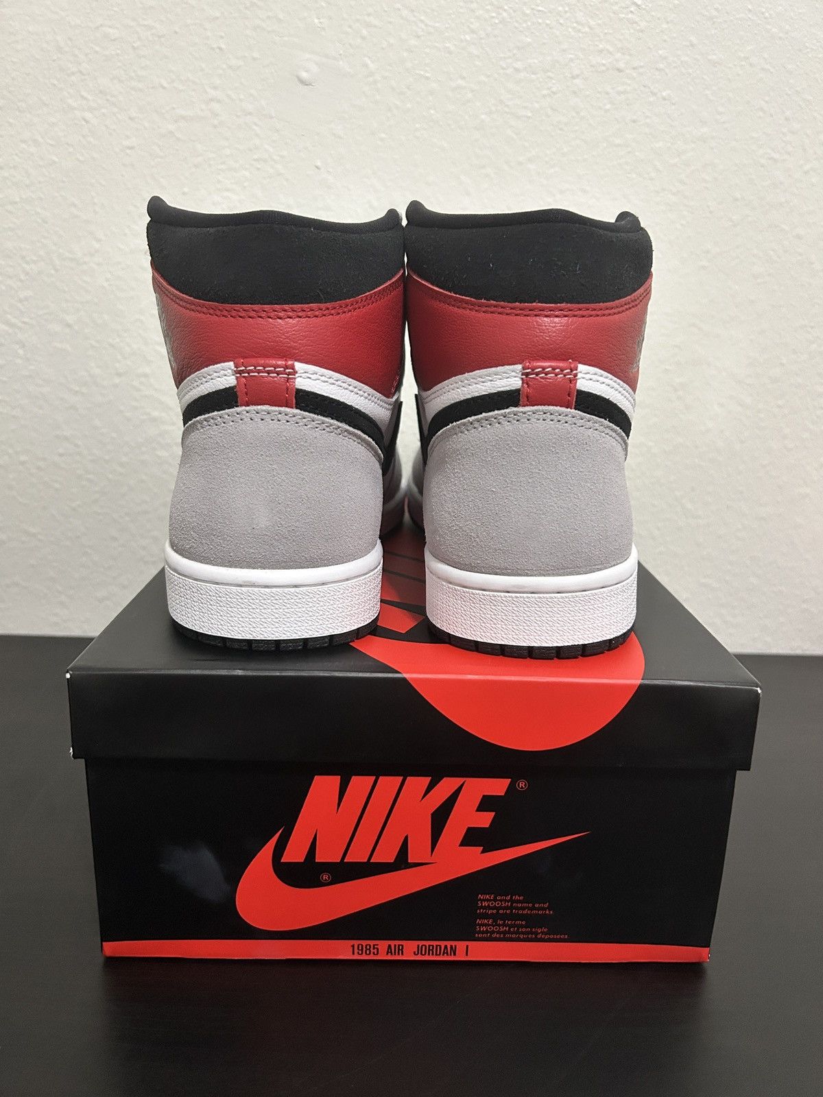 Jordan Brand Jordan 1 High Smoke Grey Size US 9.5 / EU 42-43 - 2 Thumbnail