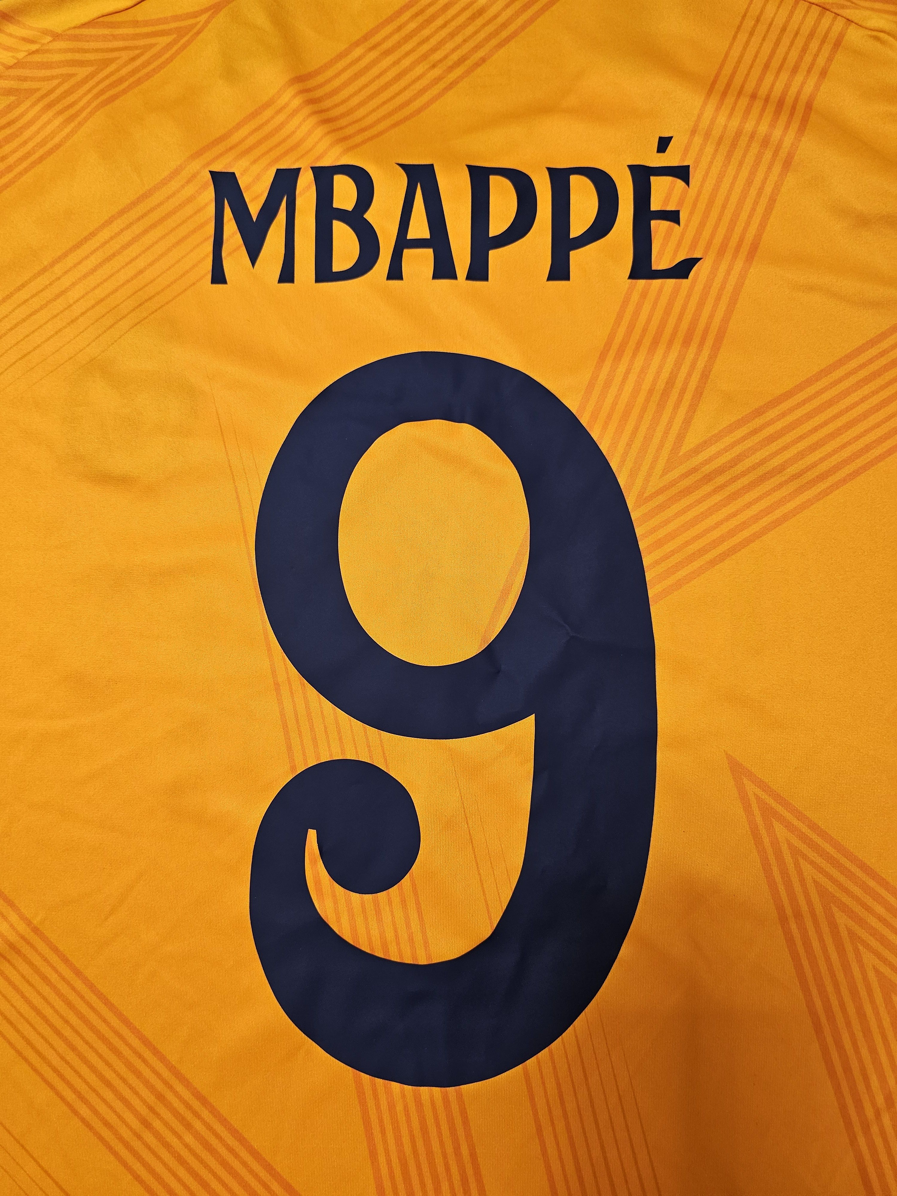 Adidas REAL MADRID 2024 2025 MBAPPE AWAY FOOTBALL SOCCER JERSEY Size US XL / EU 56 / 4 - 4 Thumbnail