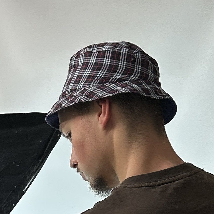 Burberry Burberry Check Bucket Hat Size ONE SIZE - 8 Thumbnail