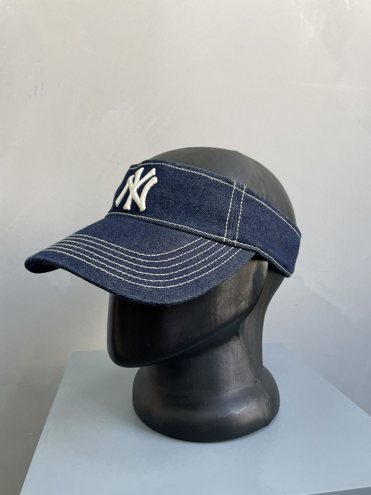 New York Yankees Vintage New York Yankees visor cap hat hype rare Size ONE SIZE - 1 Thumbnail