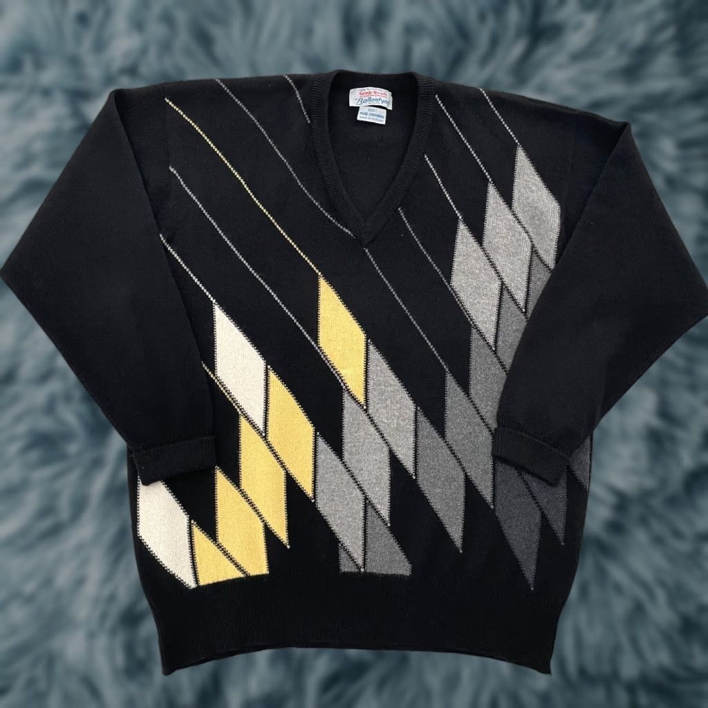 VINTAGE Ballantyne Cashmere Sweater Men's XL Pullover V-Neck Black