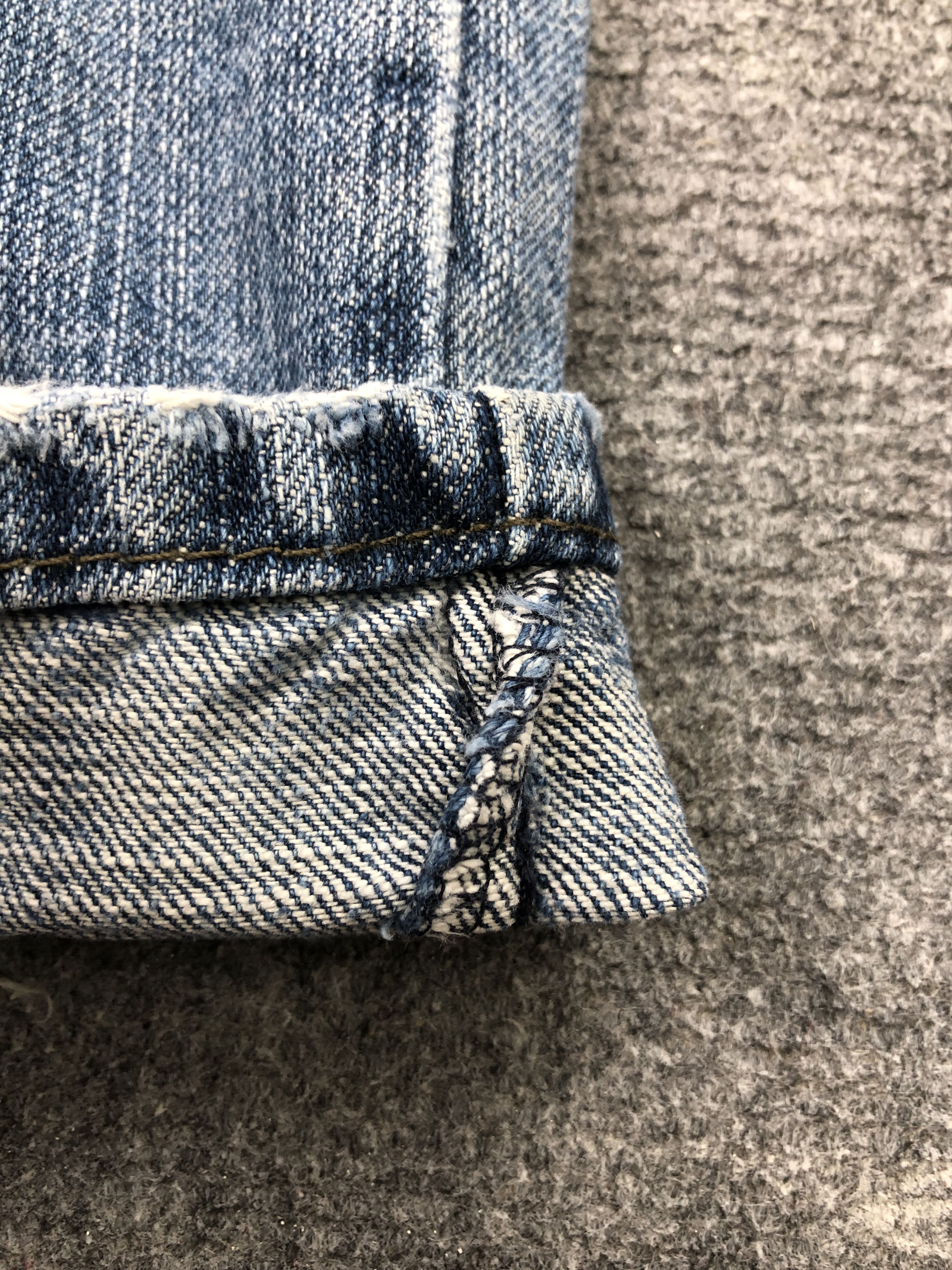 Levi's vIntage Levis 514 Lightwash Blue Jeans DP2429 Size US 33 - 12 Thumbnail