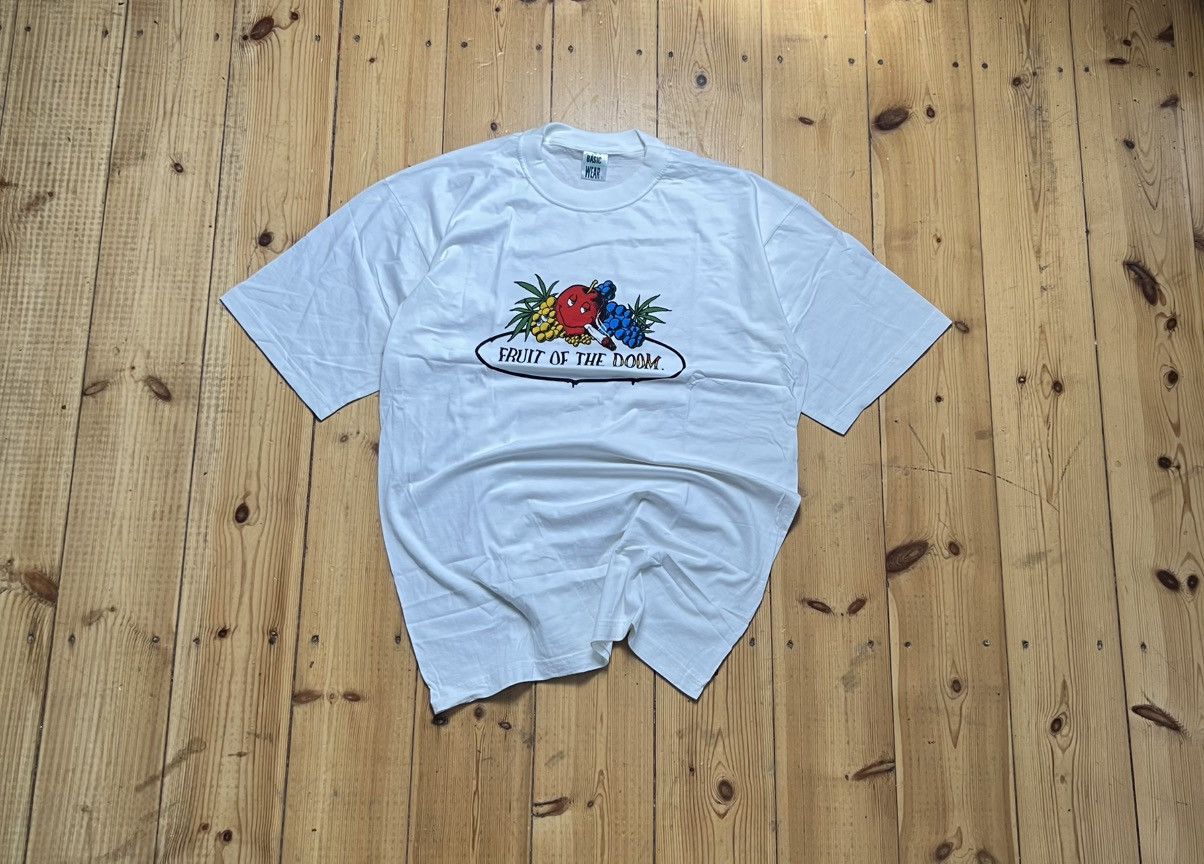 Other Fruit of the Doom Vintage T-Shirt XL Deadstock 90s Parody Size US XL / EU 56 / 4 - 1 Thumbnail