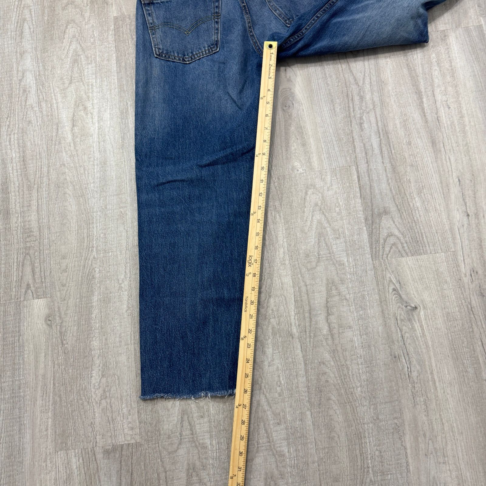 Levi's Levis 550 '92 Relaxed Taper Fit Jeans 30 x 32 (Fits 30x26) Size US 30 / EU 46 - 8 Thumbnail