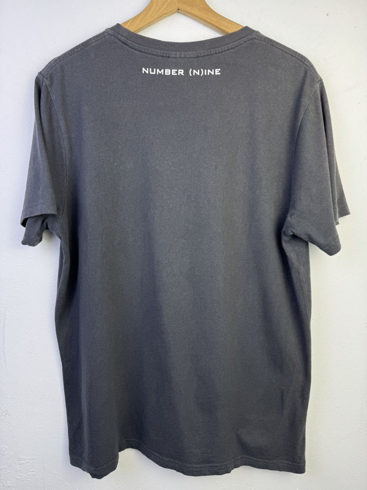 Number (N)ine vintage Number (N)ine x Marlboro moon design T-shirt in grey Size US L / EU 52-54 / 3 - 7 Thumbnail
