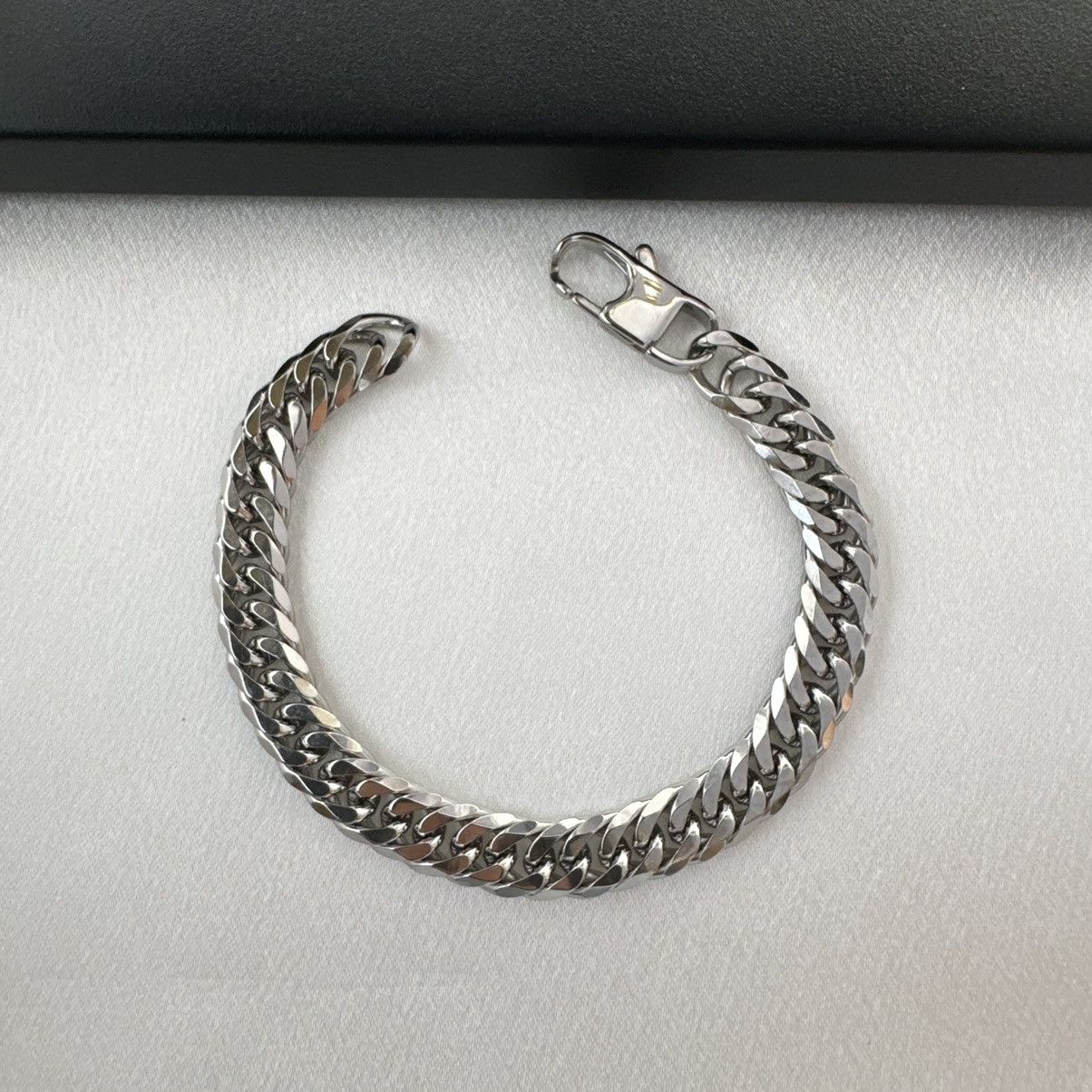 Other Link Chain Bracelet for Men and Women Hip Hop Unisex Style Size ONE SIZE - 3 Thumbnail