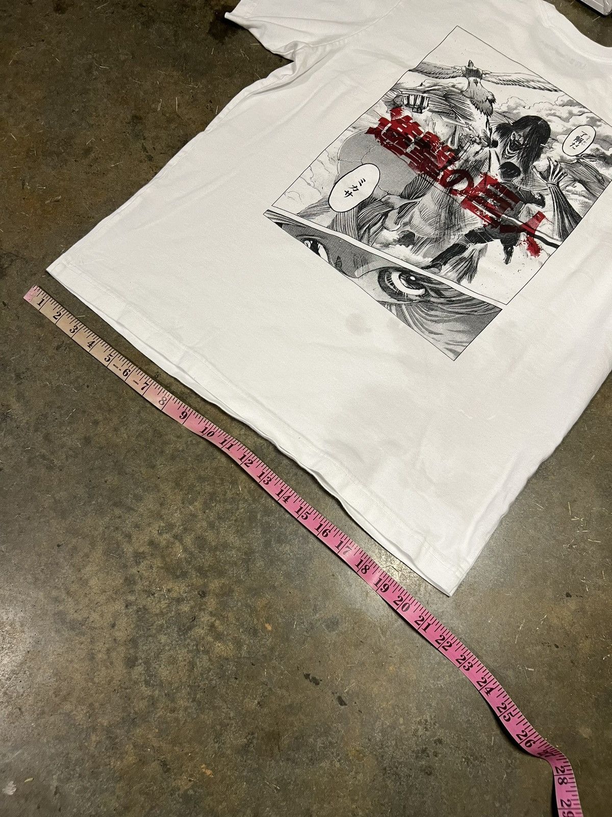 Uniqlo UNIQLO X Attack On Titan T-Shirt Founding Titan Tee SIZE M Size US M / EU 48-50 / 2 - 3 Thumbnail