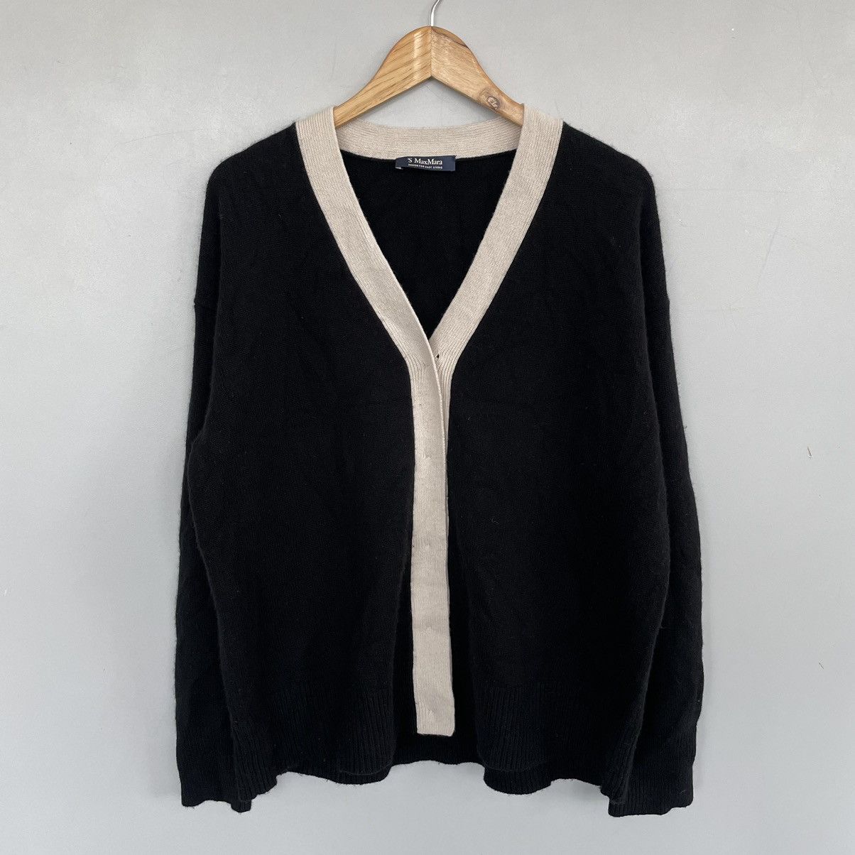 Designer × Max Mara 'S MAX MARA Carrara V-Neck Cardigan luxury Size L / US 10 / IT 46 - 1 Thumbnail