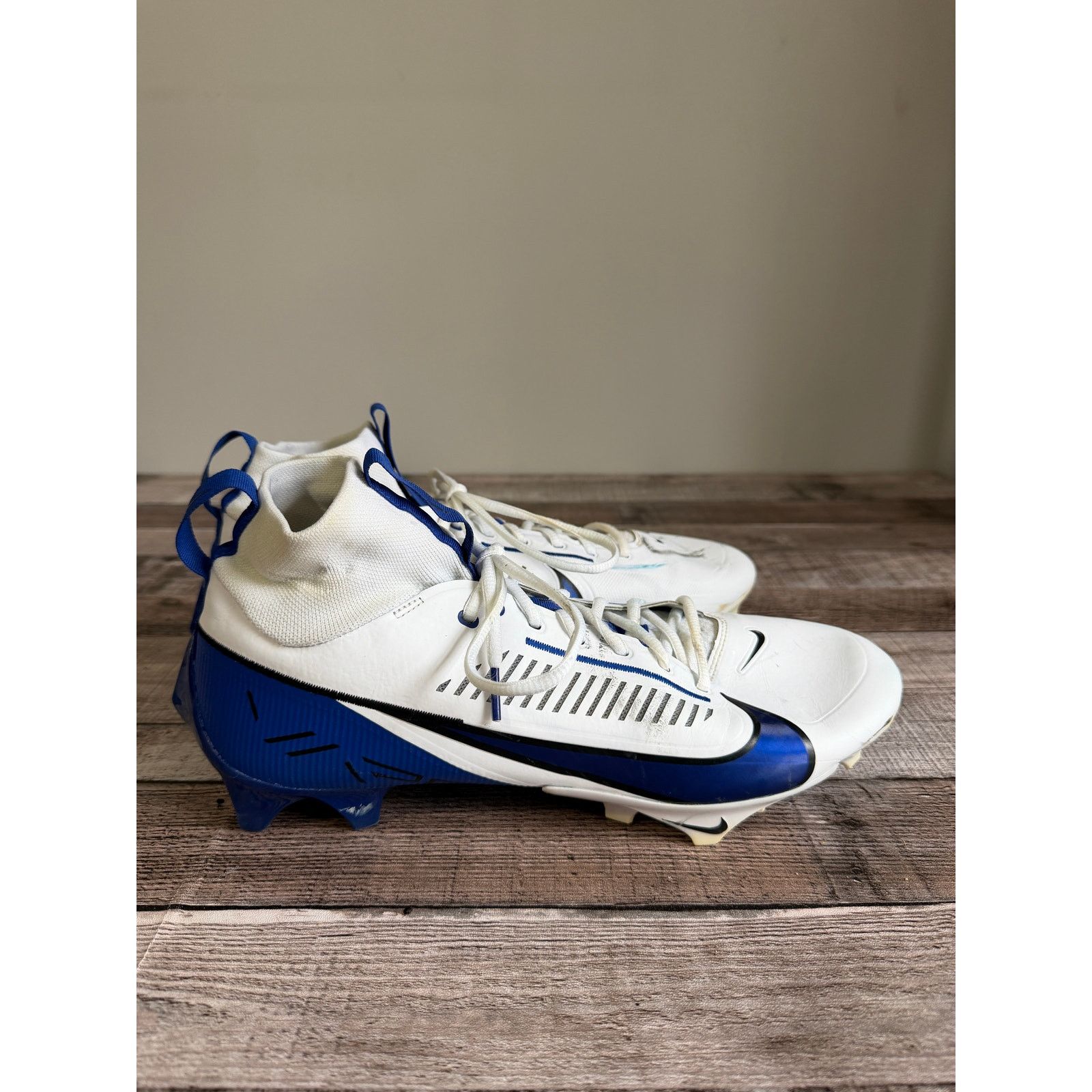 Nike Nike Blue and White Football Cleats Size 12.5 Size US 12.5 / EU 45-46 - 3 Thumbnail