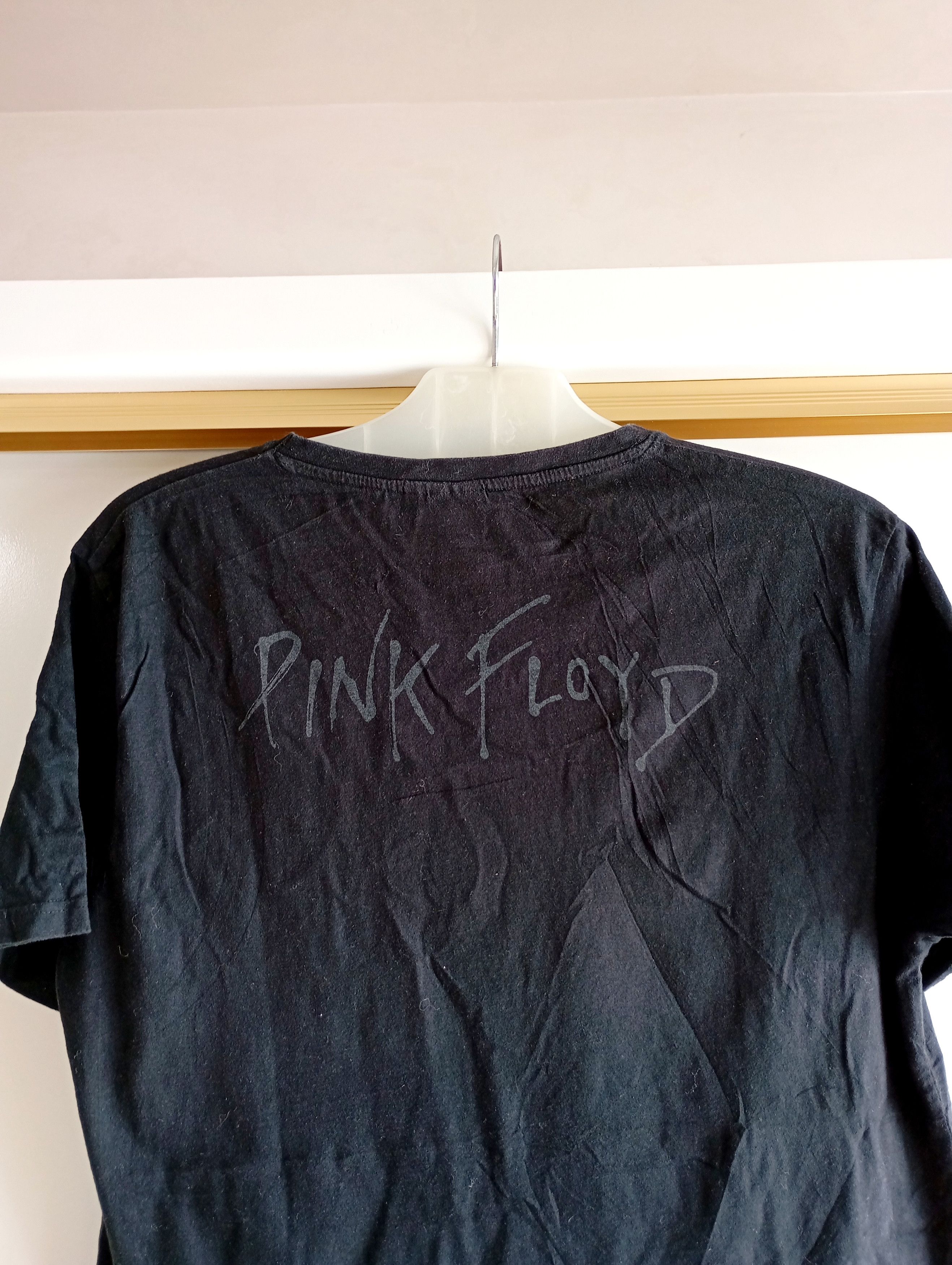 Band Tees Vintage 90s Pink Floyd The Wall Album Tshirt Size US XL / EU 56 / 4 - 10 Thumbnail