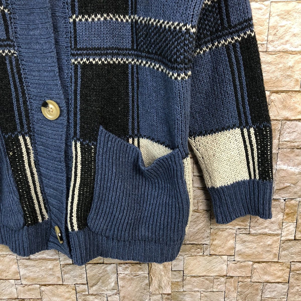 Vintage DL Japan vintage art Blue Cardigan pattern Knitwear #A242 Size US L / EU 52-54 / 3 - 8 Thumbnail