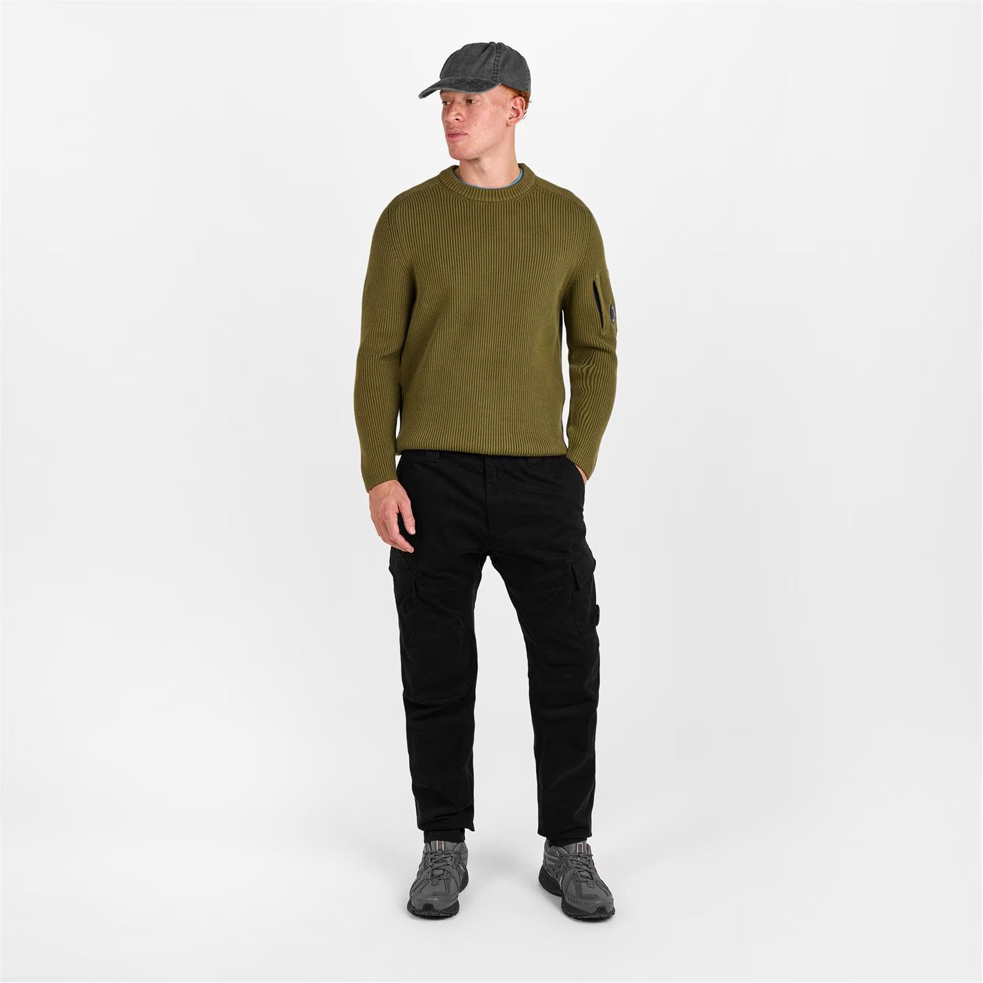 C.P. Company o1g2r1mq0426 Lens Cargo Trousers in Black Size US 36 / EU 52 - 6 Thumbnail