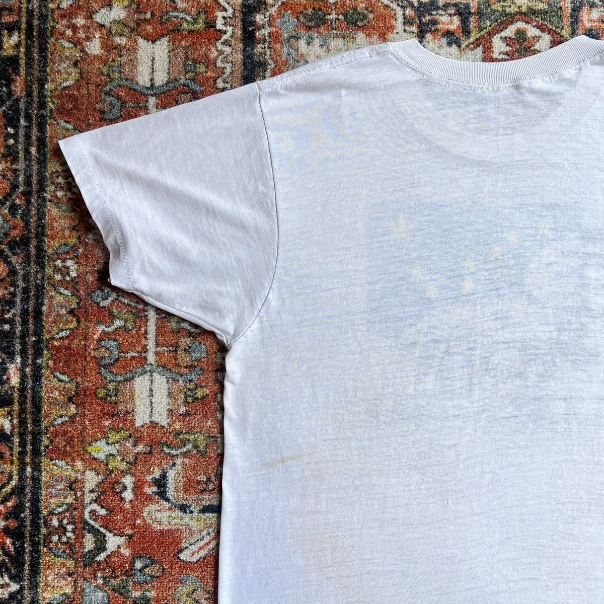 Vintage Vintage 1980s single stitch Alaskan flag trashed T-shirt Size US M / EU 48-50 / 2 - 6 Thumbnail