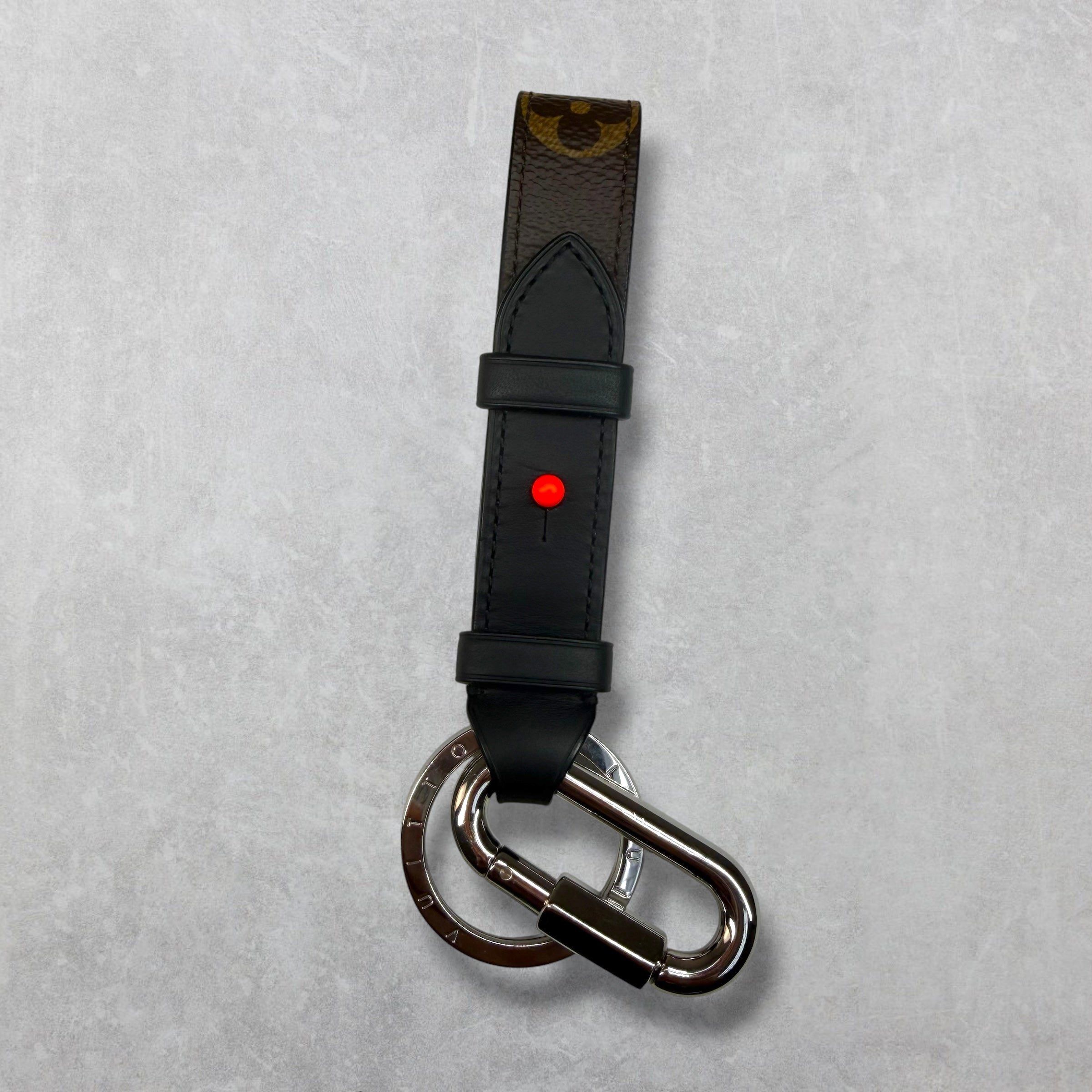 Louis Vuitton Louis Vuitton Dragonne Bag Charm Key Holder Size ONE SIZE - 1 Thumbnail
