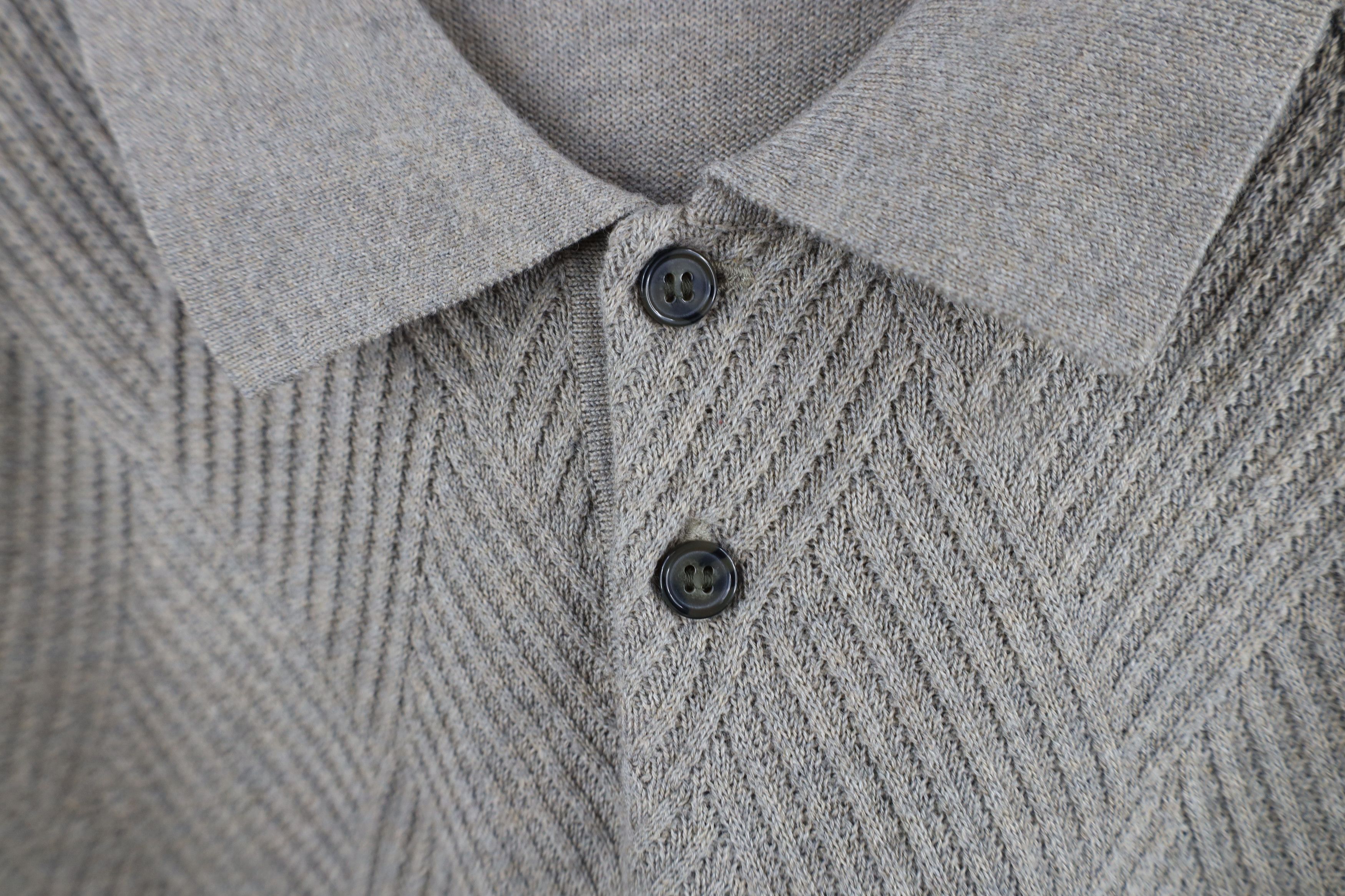 Vintage Vintage 90s Streetwear Diamond Knit Collared Polo Beige Size US XXL / EU 58 / 5 - 6 Thumbnail